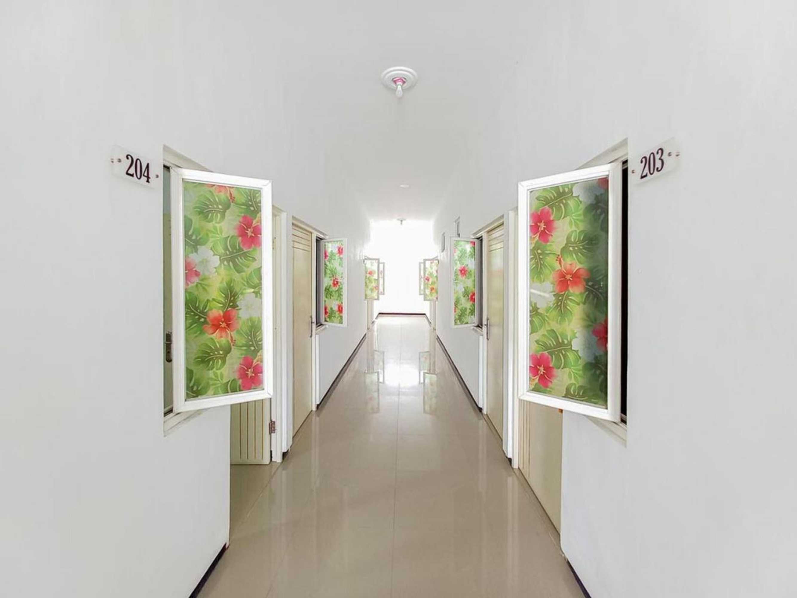 Gift card for Homestay Bahari Near Wisata Bahari Tlocor Sidoarjo Mitra Reddoorz Gift card for Homestay Bahari Near Wisata Bahari Tlocor Sidoarjo Mitra Reddoorz