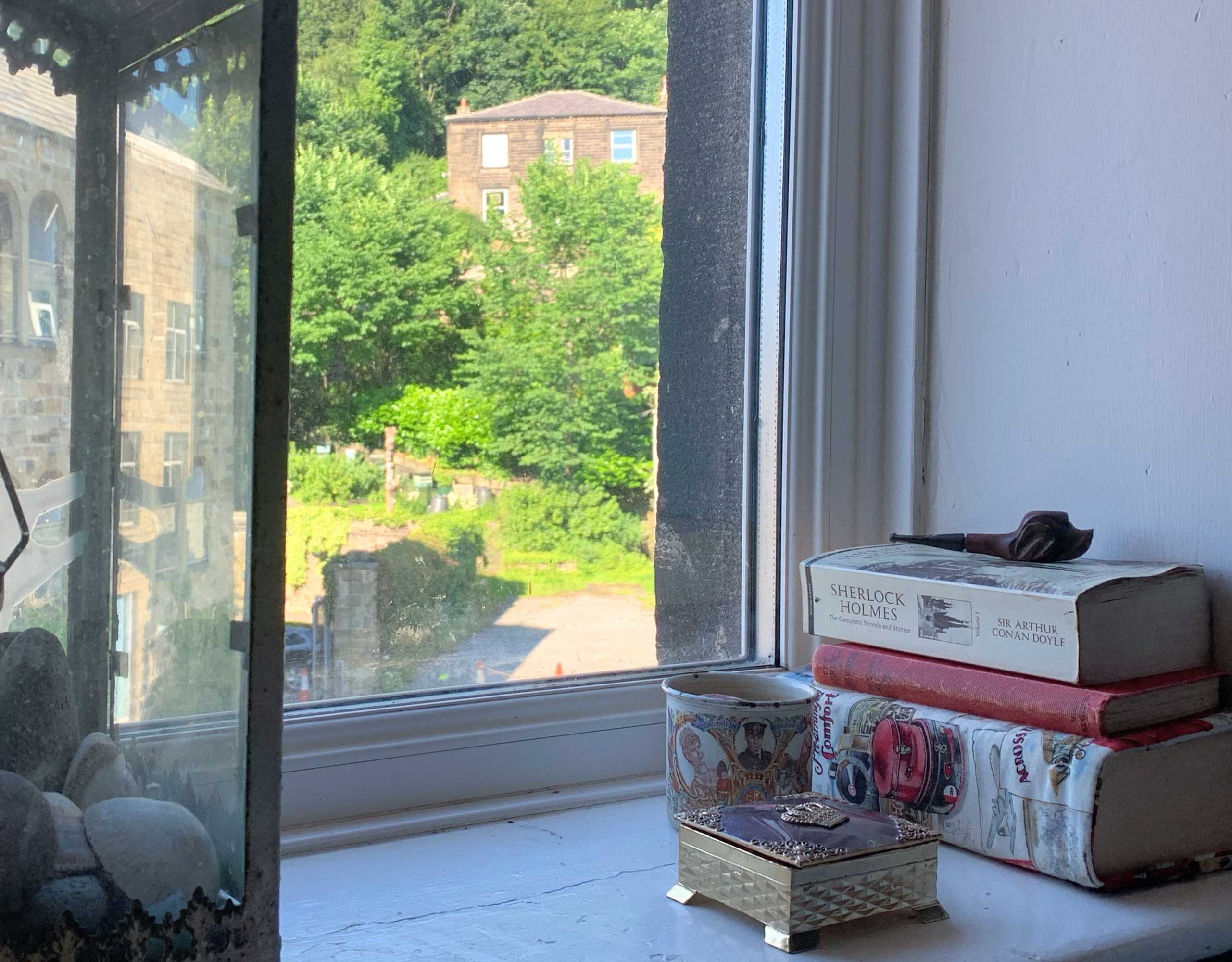 Gift card for Hebden Bridge - House - Sleeps 8 - Pet Friendly Gift card for Hebden Bridge - House - Sleeps 8 - Pet Friendly