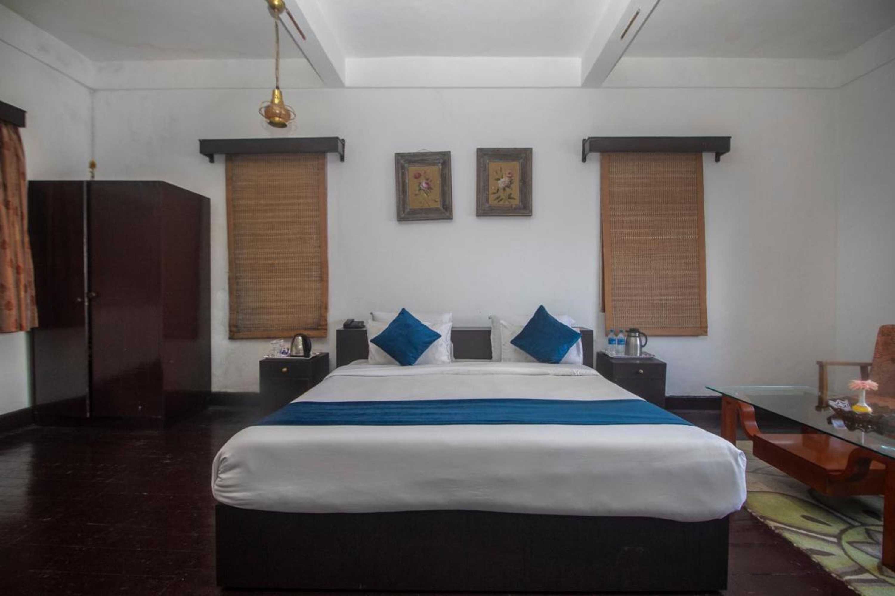 Gift card for Central Gleneagles Heritage Resort Former Bungalow of Ex-Tata Chairman Russi Mody The Mall Road Darjeeling Gift card for Central Gleneagles Heritage Resort Former Bungalow of Ex-Tata Chairman Russi Mody The Mall Road Darjeeling