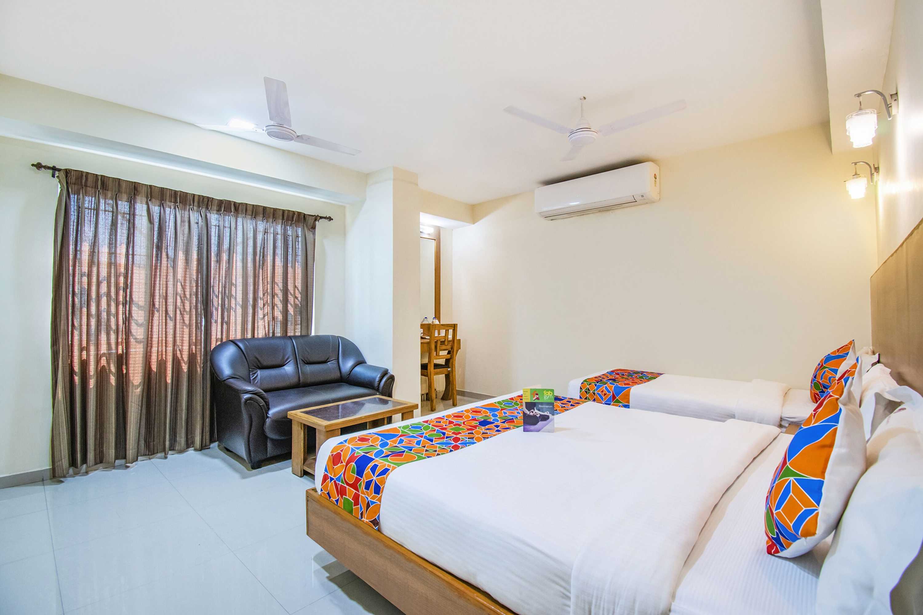 Gift card for Fabhotel Jansi Deluxe - Nr Gandhipuram Bus Stand Gift card for Fabhotel Jansi Deluxe - Nr Gandhipuram Bus Stand