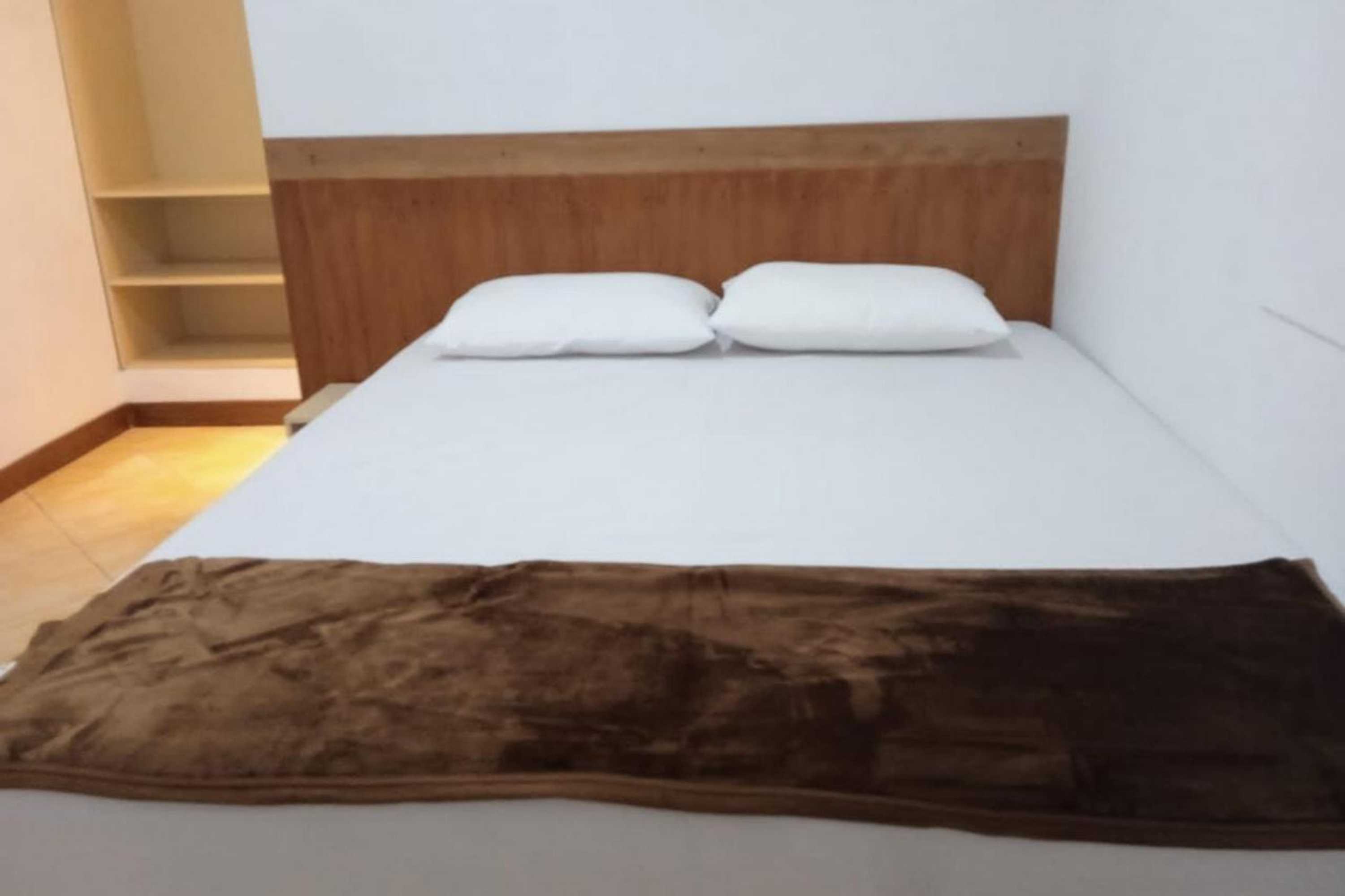 Gift card for Gorland Hostel Near Gor Satria Purwokerto Mitra Reddoorz Gift card for Gorland Hostel Near Gor Satria Purwokerto Mitra Reddoorz