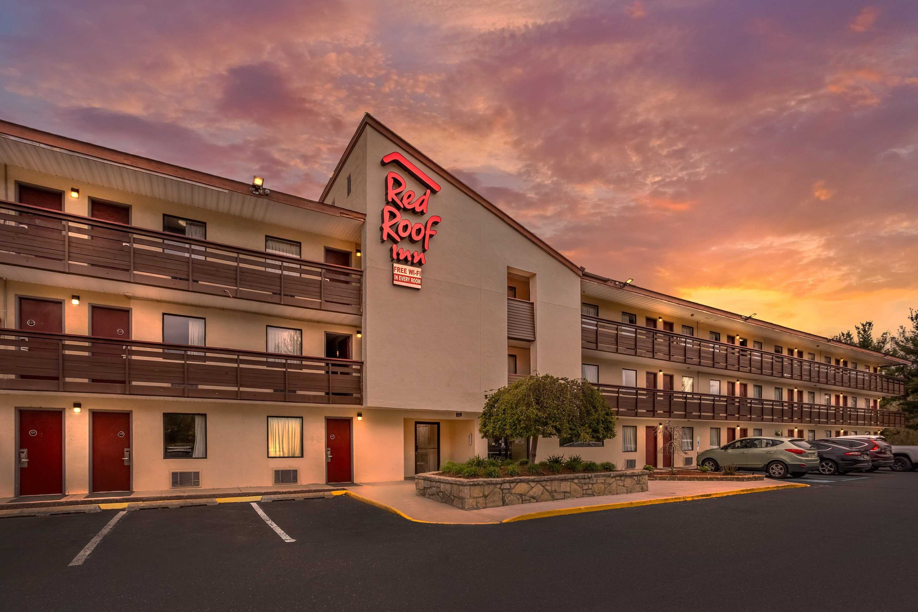 Gift card for Red Roof Inn Tinton Falls - Jersey Shore Gift card for Red Roof Inn Tinton Falls - Jersey Shore