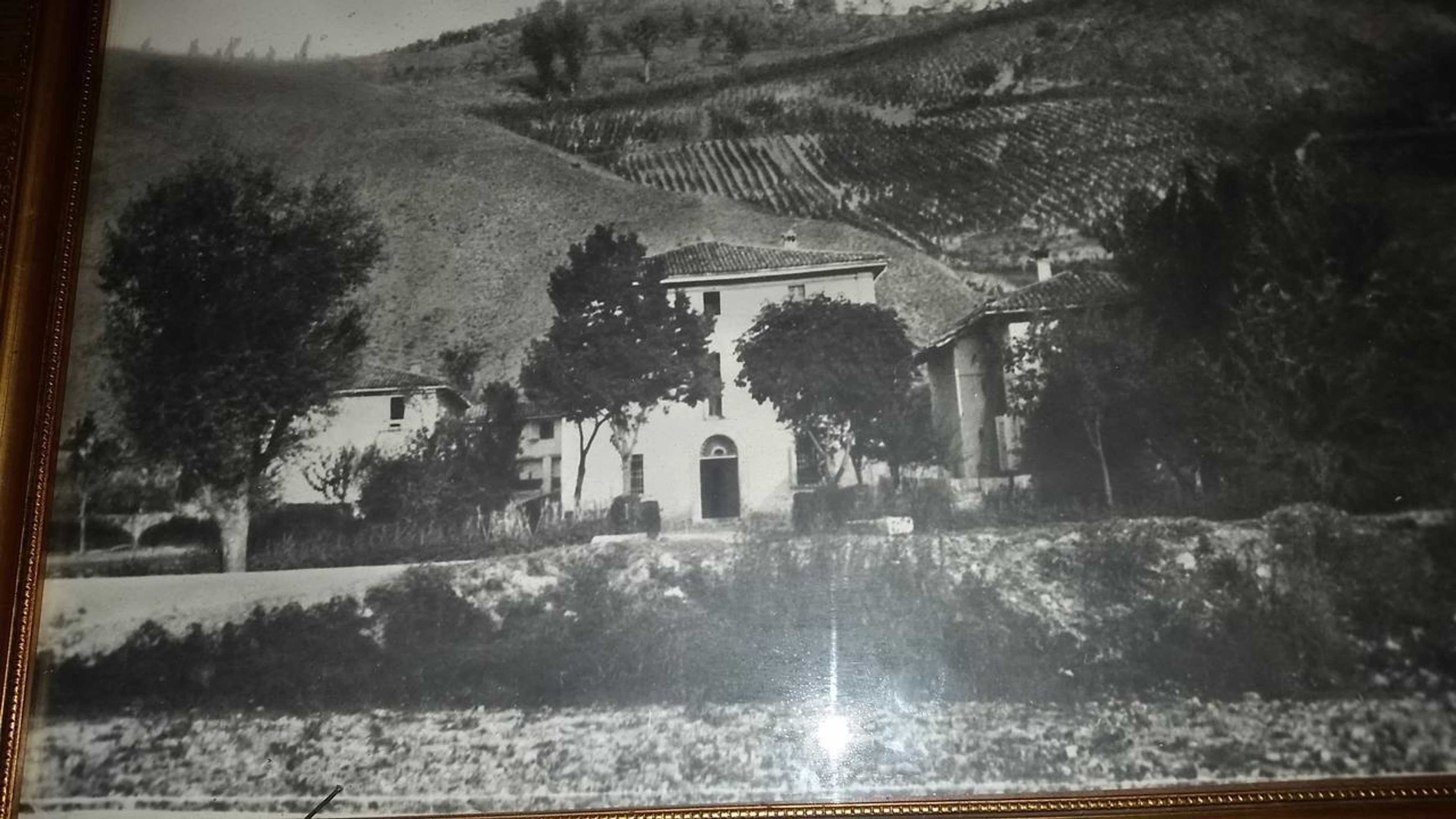 Gift card for B&b Villa Storica Calderino Gift card for B&b Villa Storica Calderino