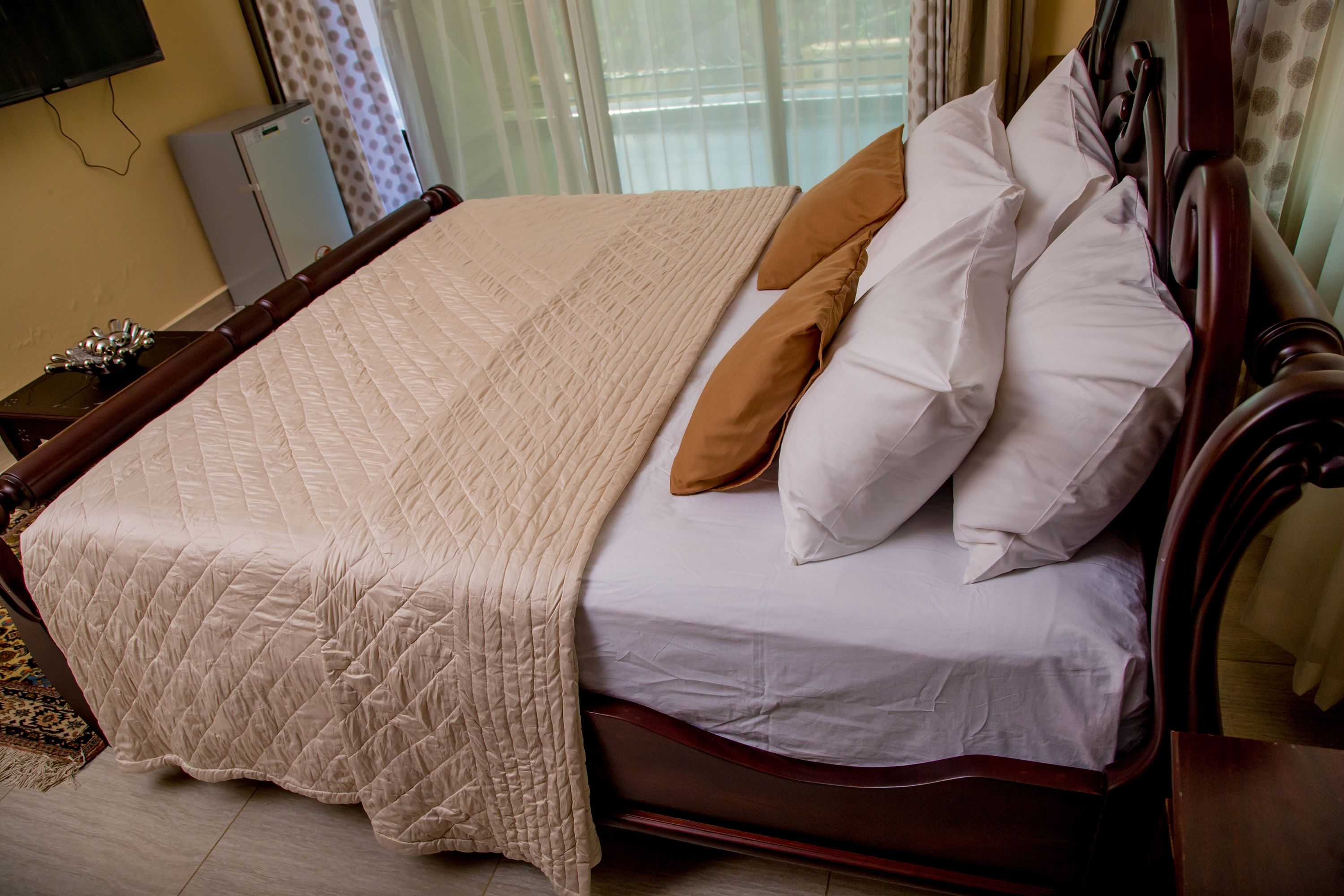 Gift card for Lake Point Villa