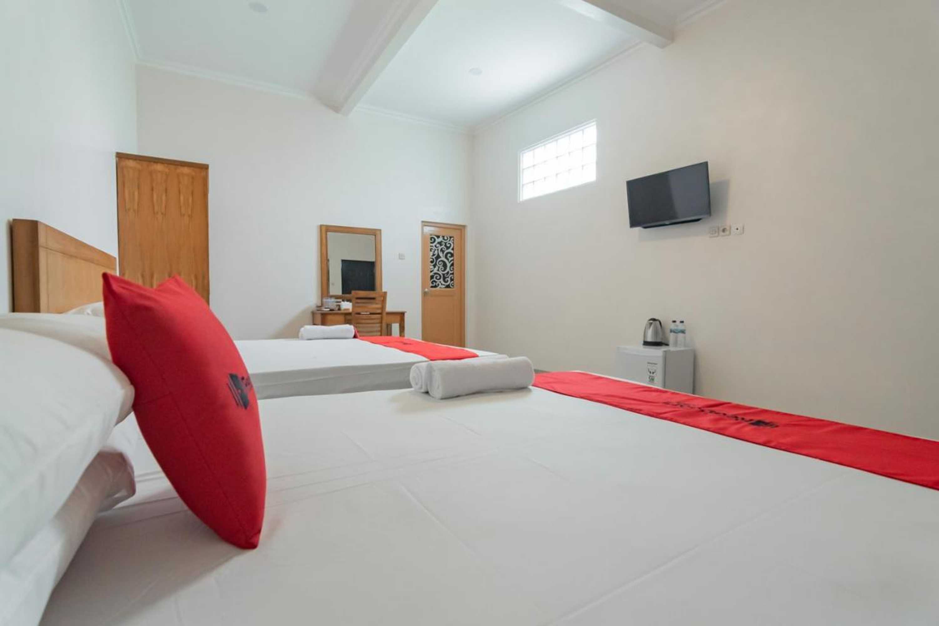 Gift card for Perintis Guesthouse Tasikmalaya by Reddoorz