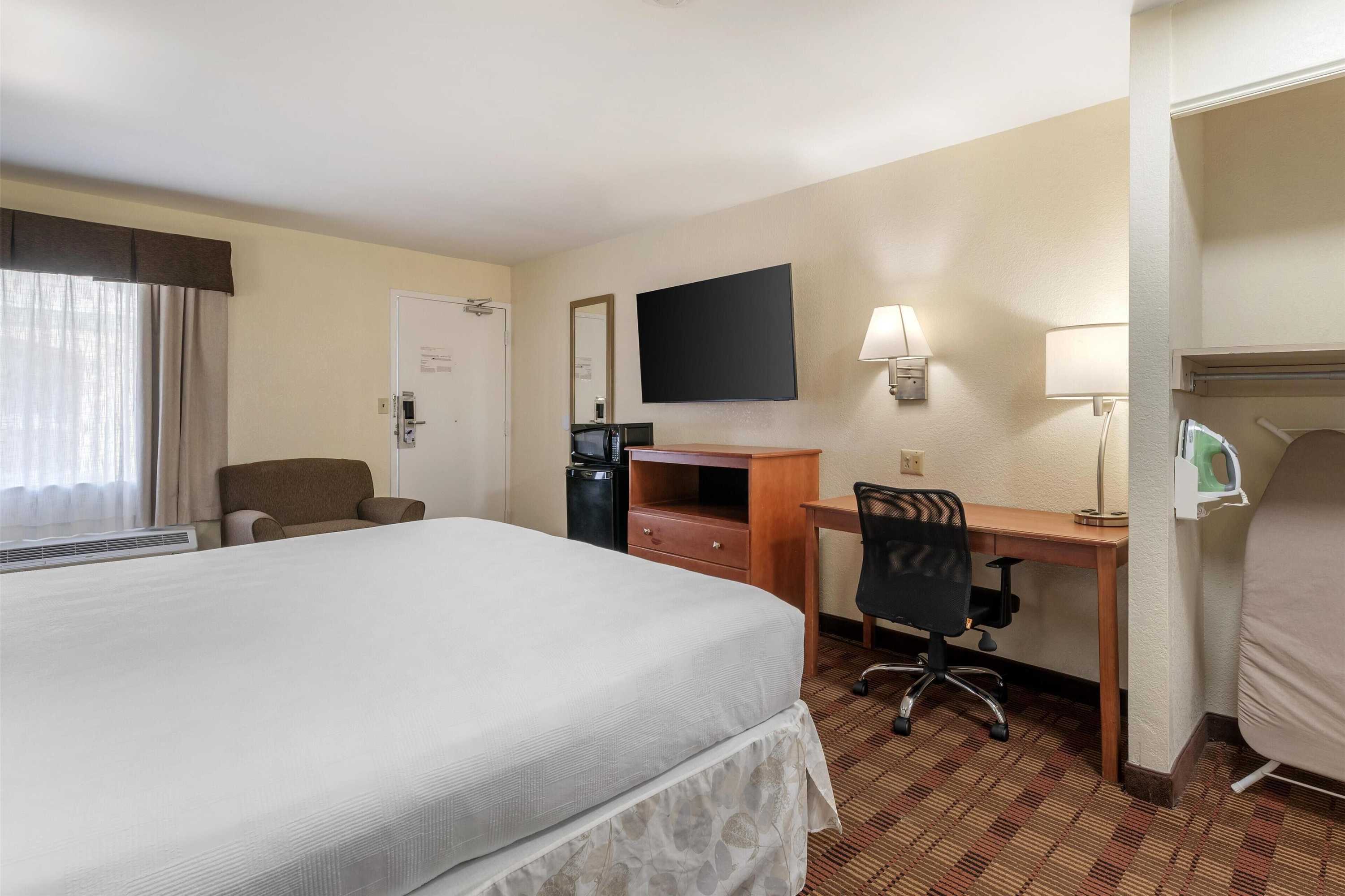 Gift card for Surestay Hotel by Best Western East Brunswick Gift card for Surestay Hotel by Best Western East Brunswick