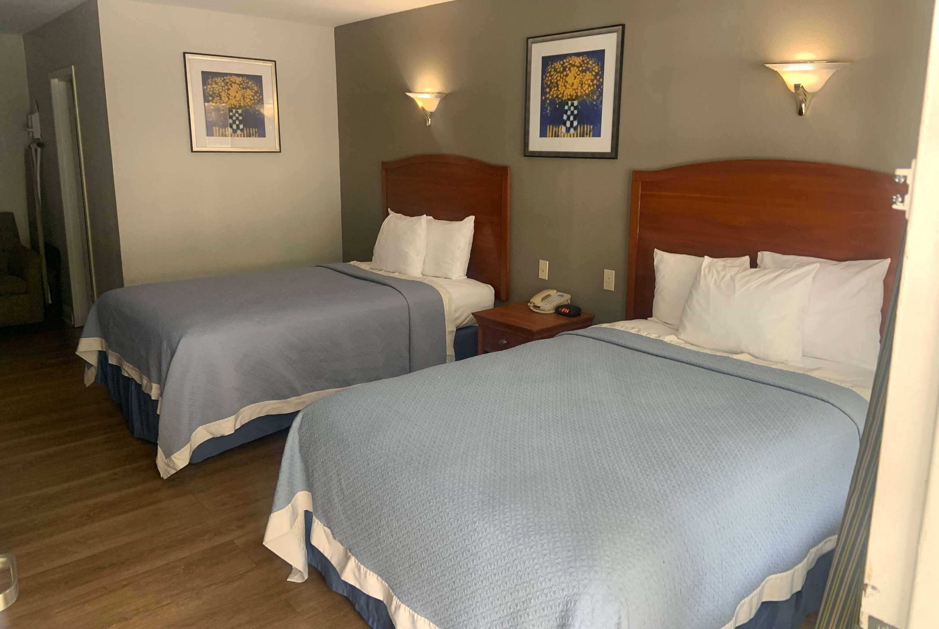 Gift card for Days Inn by Wyndham Elmsford / White Plains Gift card for Days Inn by Wyndham Elmsford / White Plains