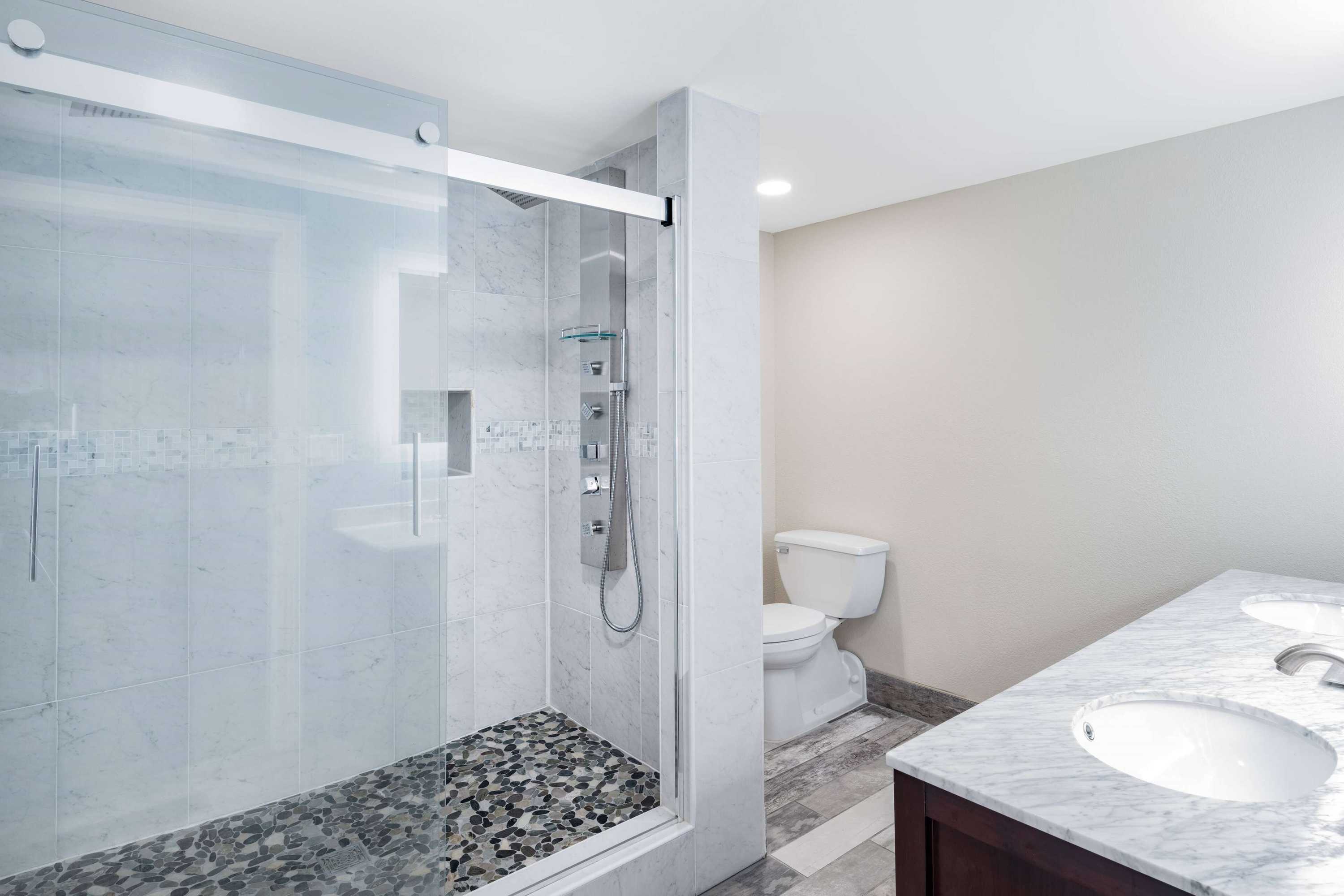 Gift card for Wyndham Garden Kenosha Harborside