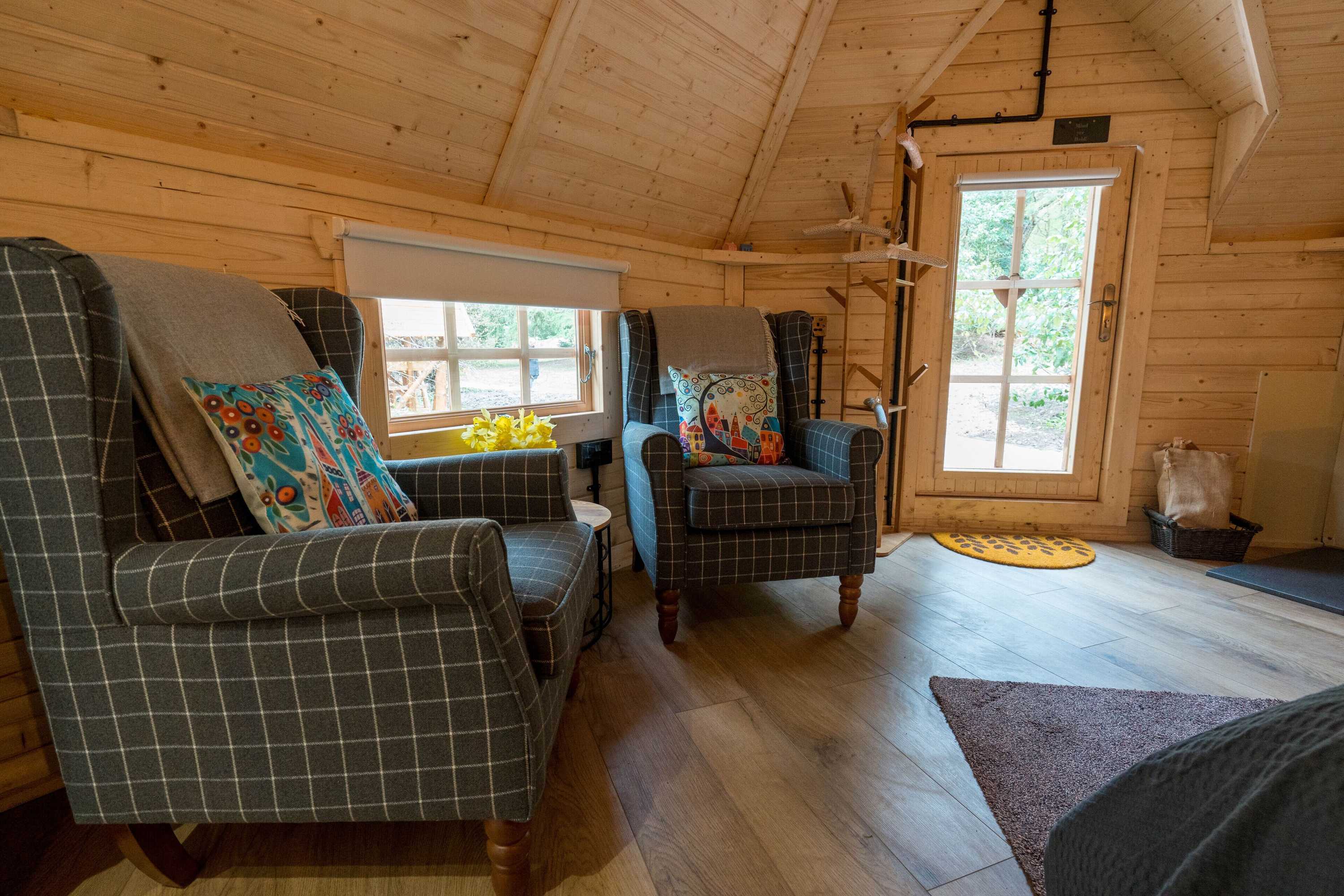 Gift card for Hobbit Cabin For 2 - Outdoor Bath / Wood Burner Gift card for Hobbit Cabin For 2 - Outdoor Bath / Wood Burner