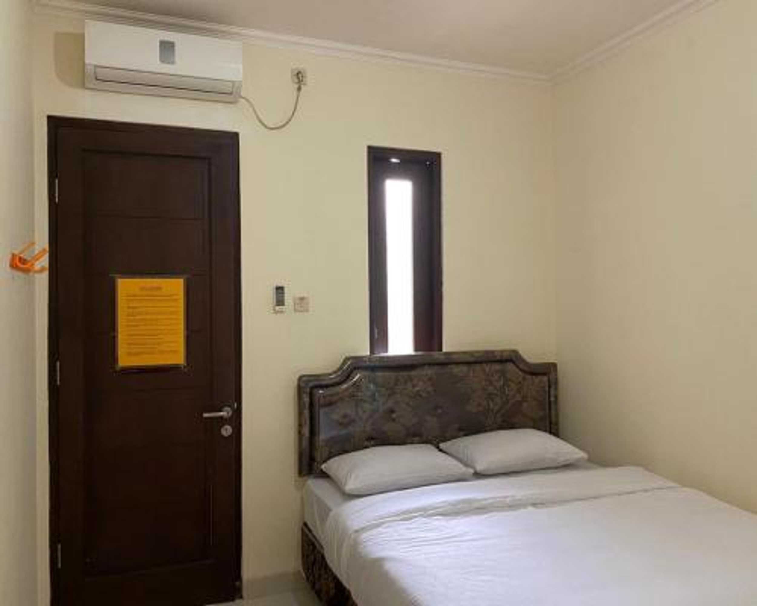 Gift card for Jatiwinangun Homestay Near Gor Satria Purwoketo Mitra Reddoorz Gift card for Jatiwinangun Homestay Near Gor Satria Purwoketo Mitra Reddoorz