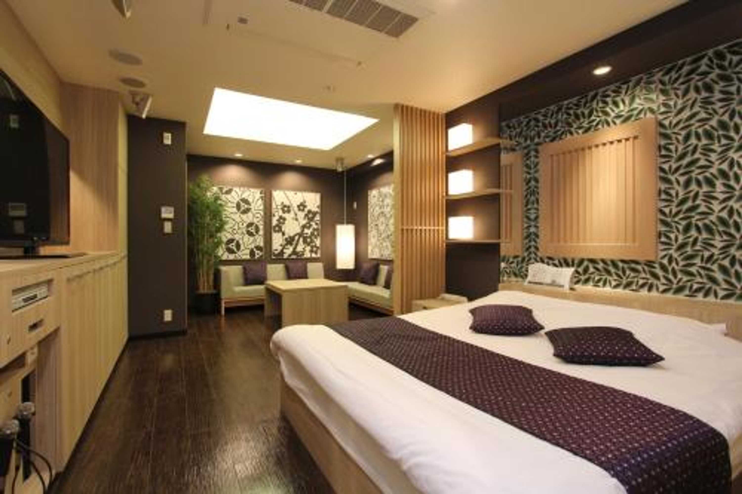 Gift card for Hotel K-Wave R (adult Only) Gift card for Hotel K-Wave R (adult Only)