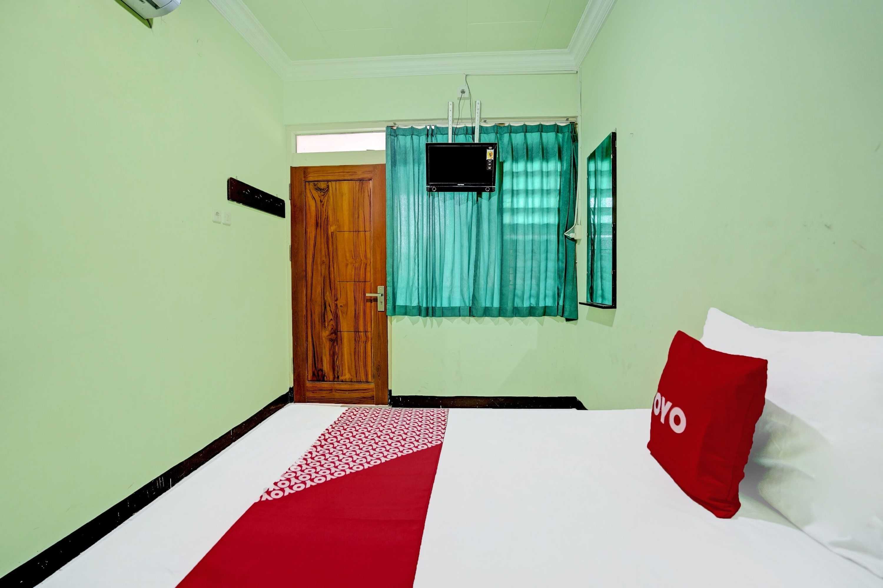 Gift card for Oyo 2708 Hotel Kemuning Syariah Gift card for Oyo 2708 Hotel Kemuning Syariah