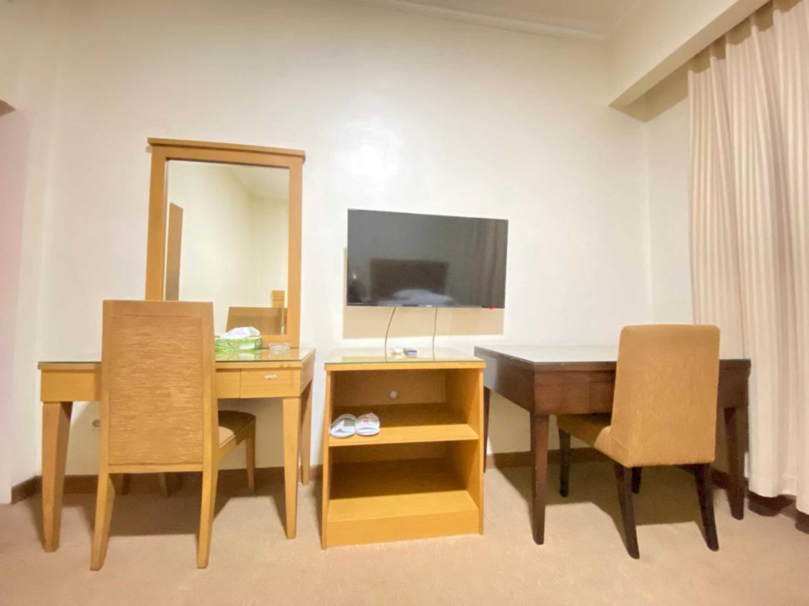 Gift card for Lilianto Hotel Polewali Mitra Reddoorz Gift card for Lilianto Hotel Polewali Mitra Reddoorz