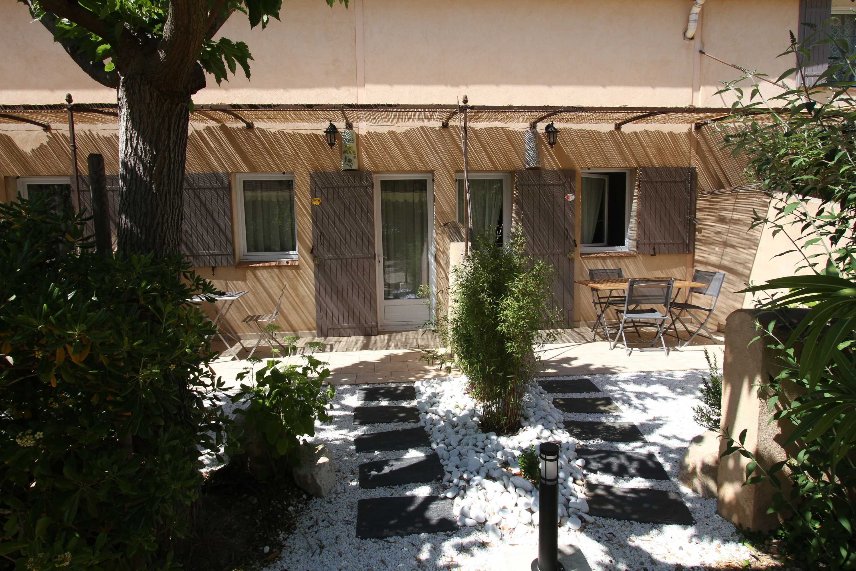 Gift card for Le Clos de la Font - Chambres D'hôtes Gift card for Le Clos de la Font - Chambres D'hôtes