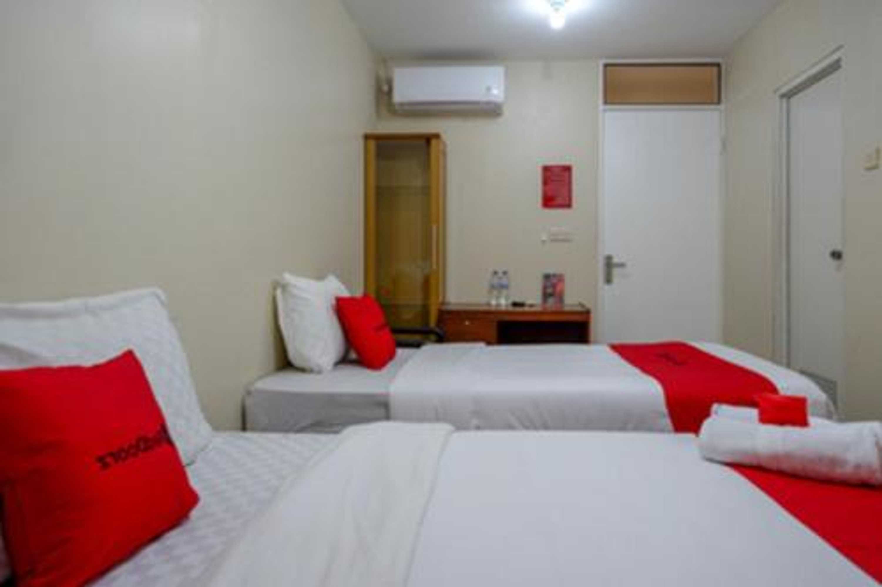 Gift card for Reddoorz Near Rsud Kudus Gift card for Reddoorz Near Rsud Kudus