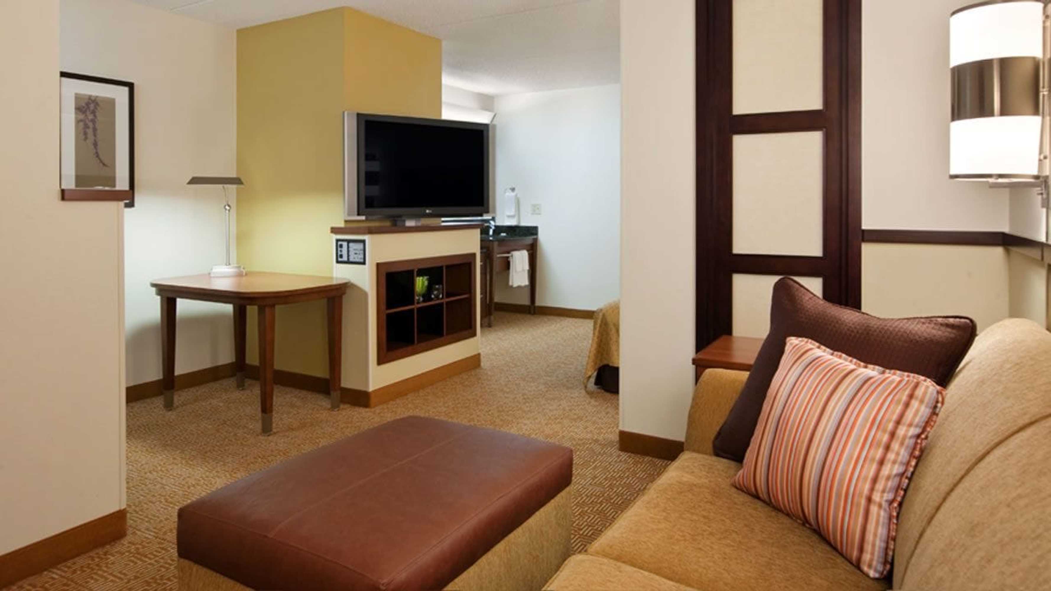 Gift card for Hyatt Place Milwaukee Airport Gift card for Hyatt Place Milwaukee Airport