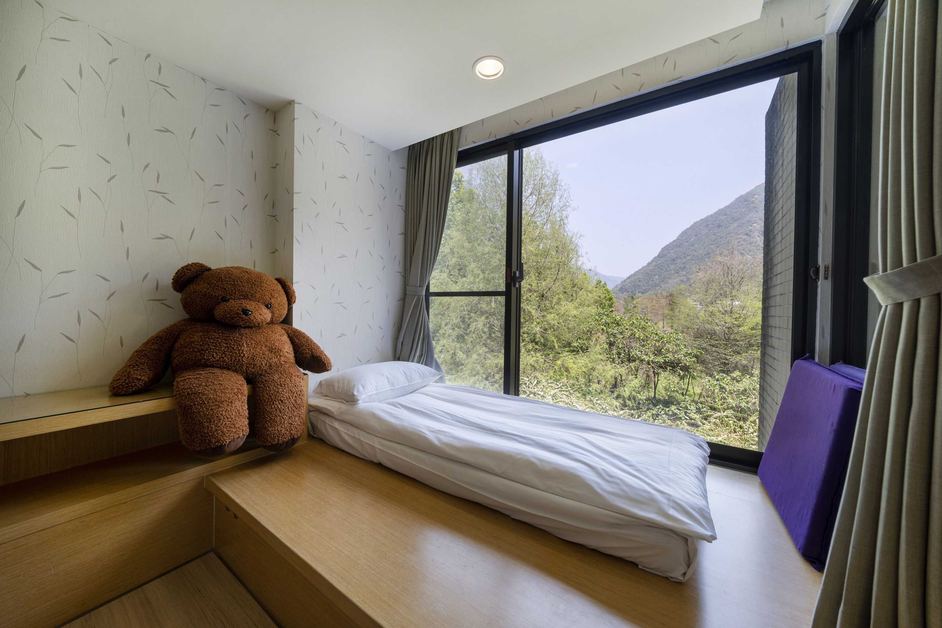 Gift card for Tai Yi Red Maple Resort