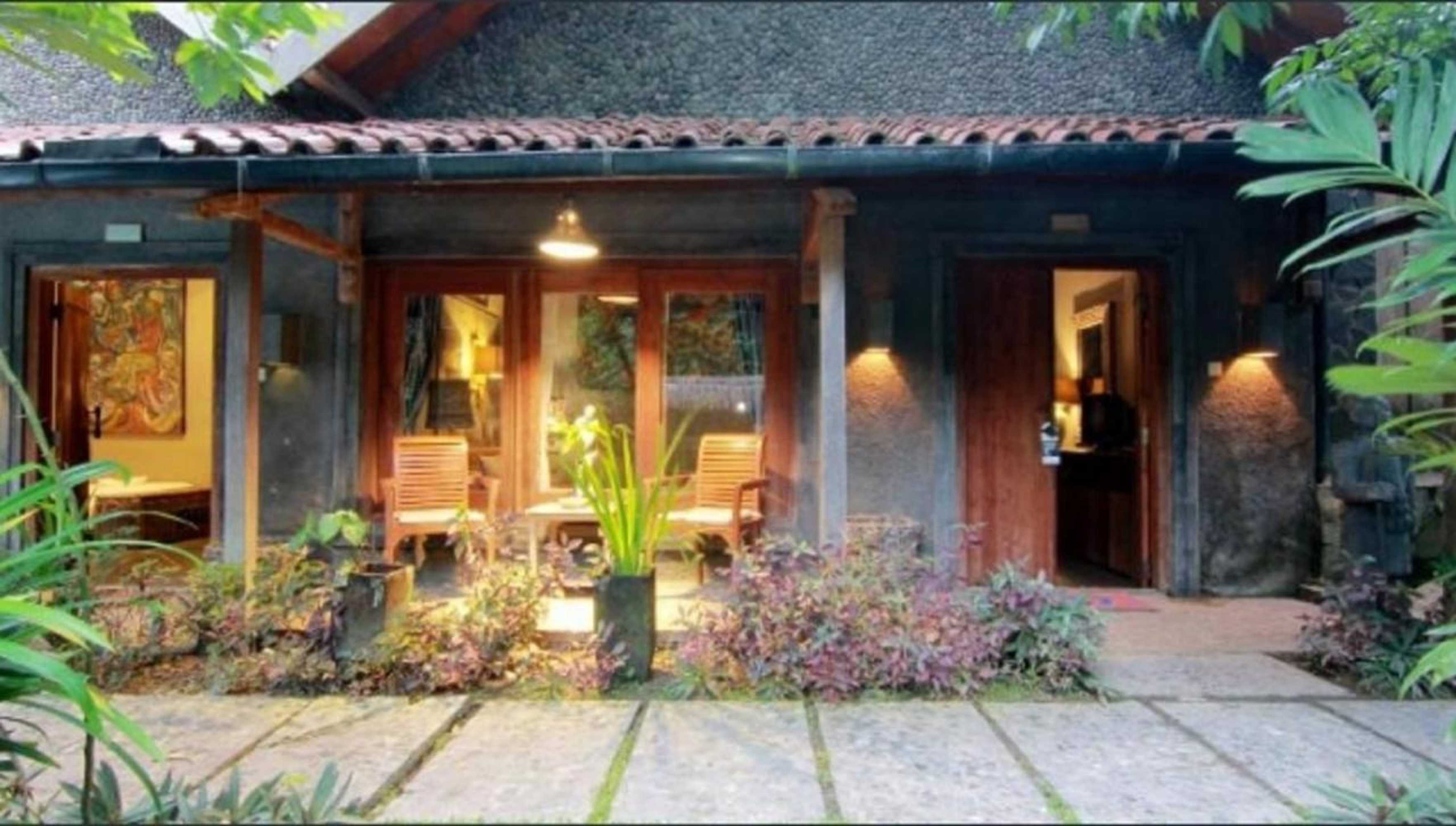 Gift card for Astuti Gallery Homestay Gift card for Astuti Gallery Homestay