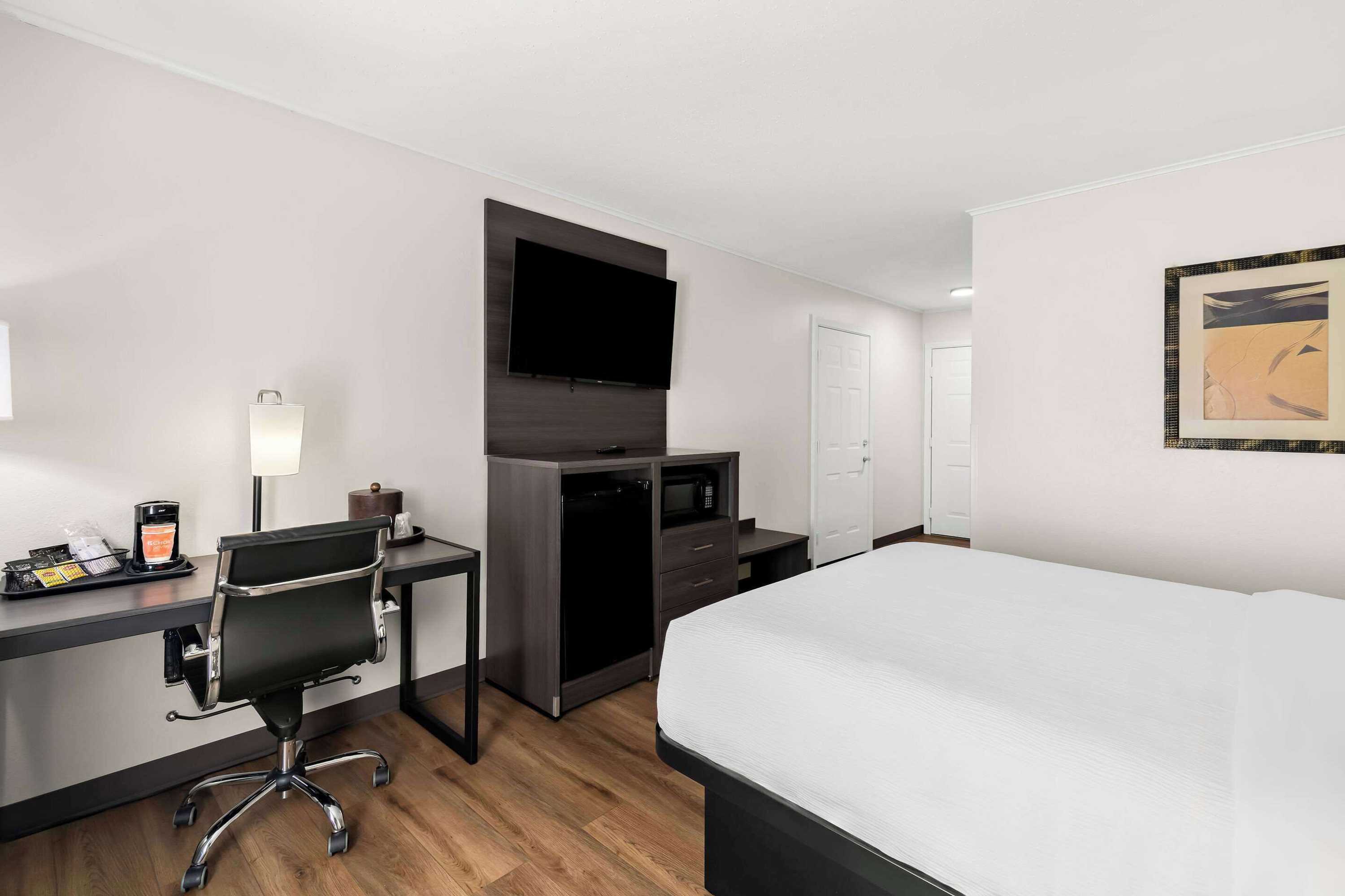 Gift card for Quality Inn Merrimack - Nashua Gift card for Quality Inn Merrimack - Nashua