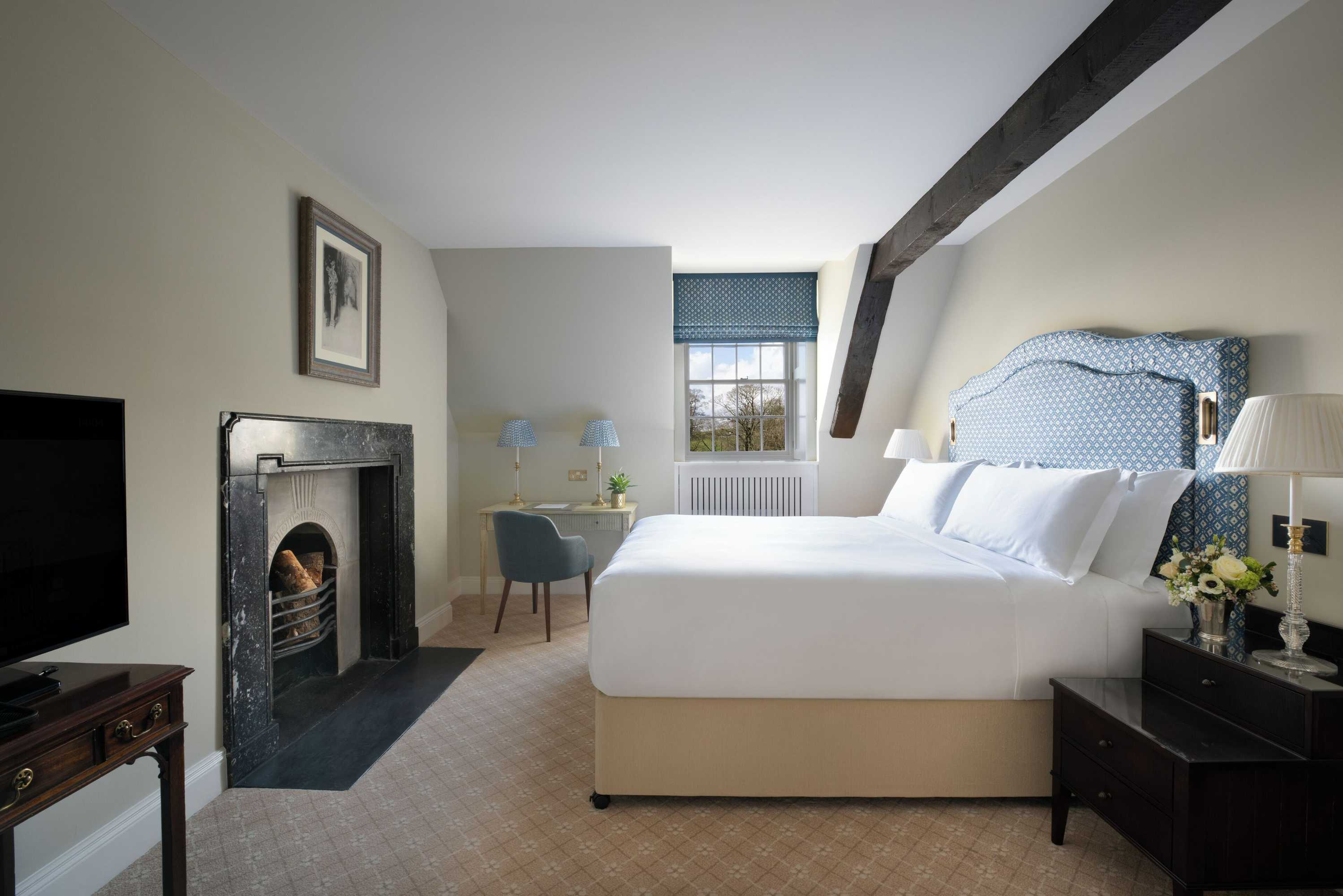 Gift card for 3 Bedroom Luxury Apartment Main Street Cashel Tipperary Gift card for 3 Bedroom Luxury Apartment Main Street Cashel Tipperary