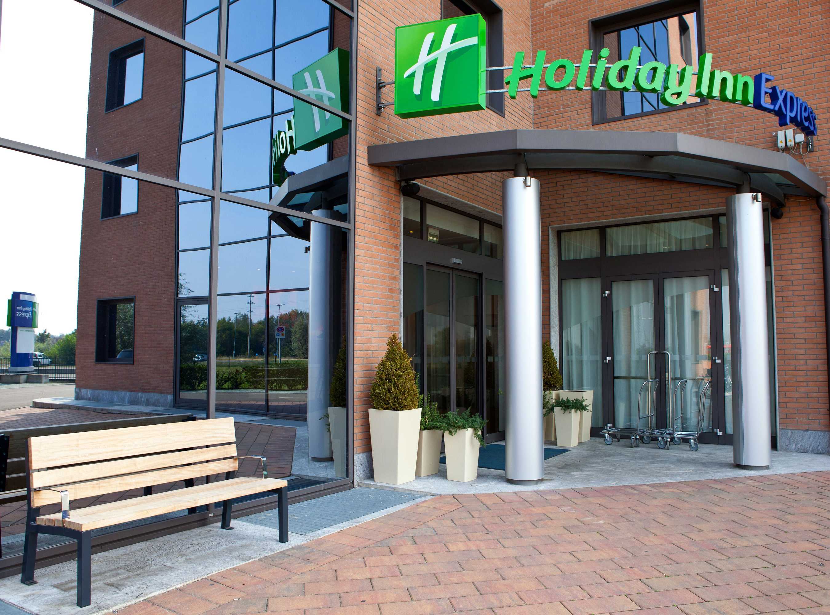 Gift card for Holiday Inn Express Reggio Emilia by Ihg