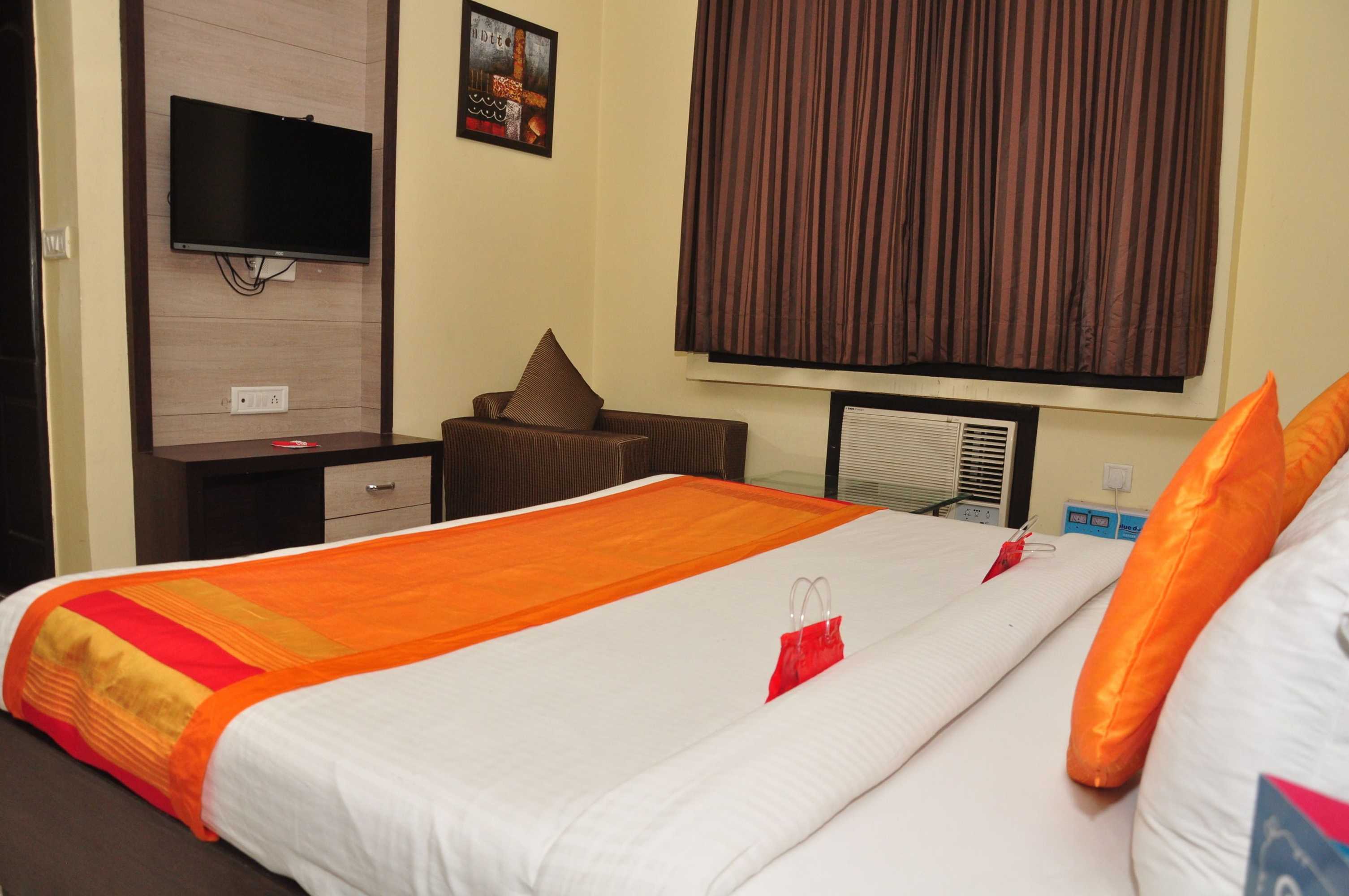 Gift card for Oyo 1673 Hotel MM Yellowuds Gift card for Oyo 1673 Hotel MM Yellowuds