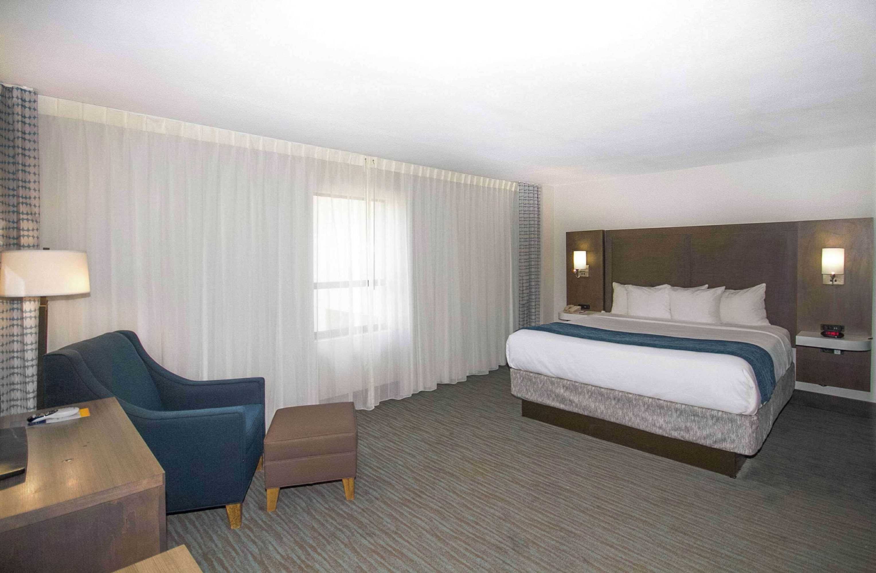Gift card for Comfort Inn & Suites Downtown Brickell - Port of Miami Gift card for Comfort Inn & Suites Downtown Brickell - Port of Miami