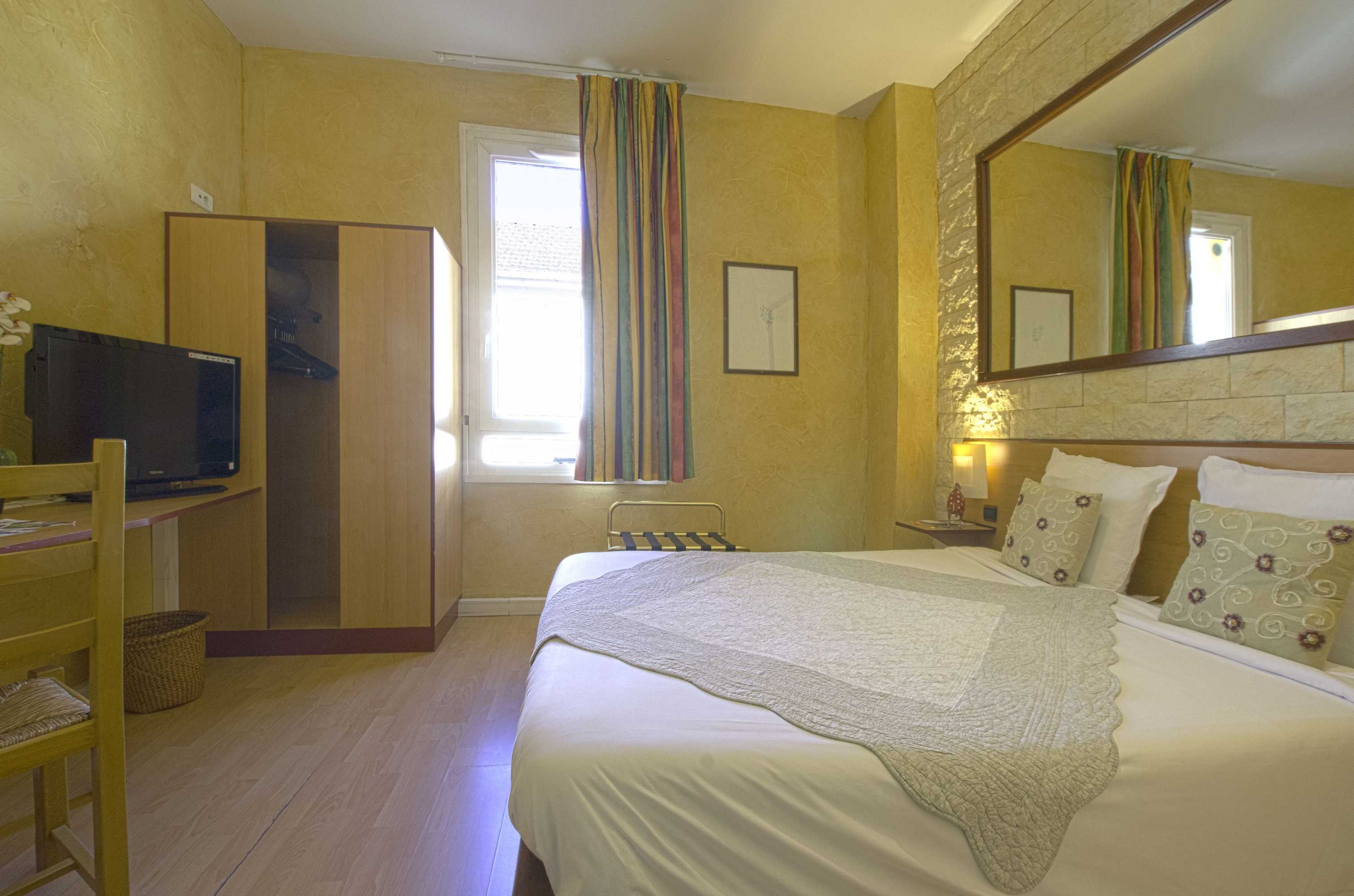 Gift card for Brit Hotel Bosquet Pau Centre Gift card for Brit Hotel Bosquet Pau Centre