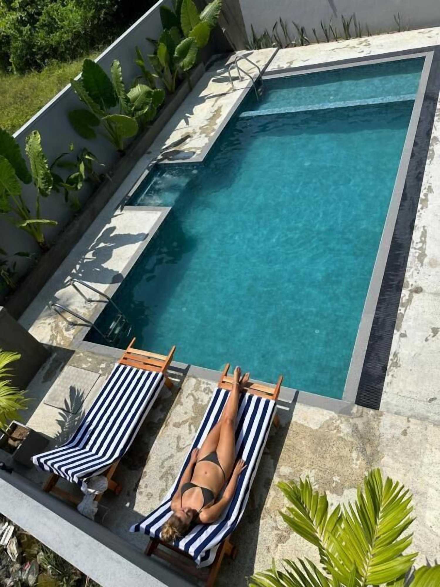 Gift card for Goalie Beachfront Resort Gift card for Goalie Beachfront Resort