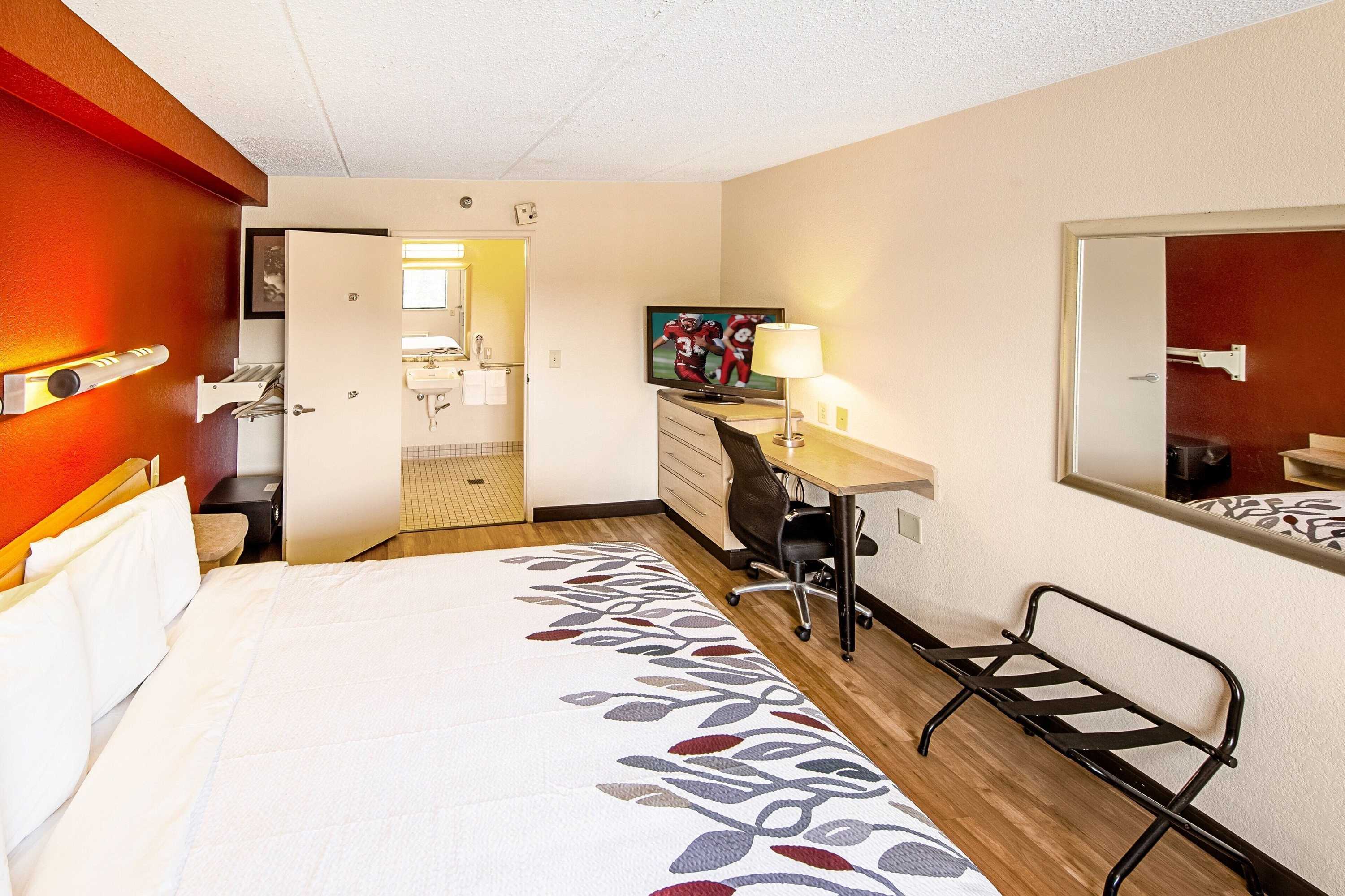Gift card for Red Roof Inn Albany Airport