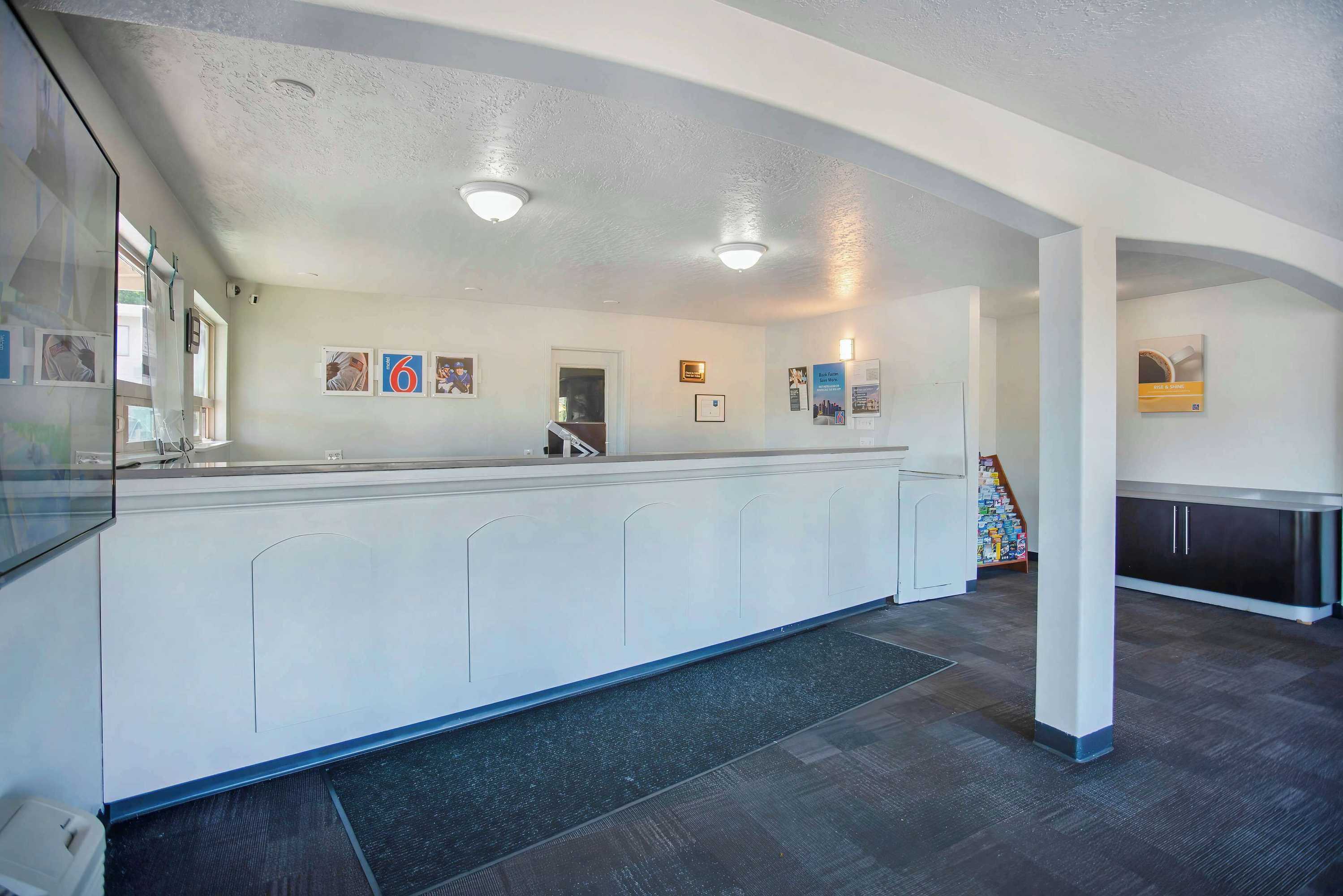 Gift card for Motel 6 Gresham, OR - Portland