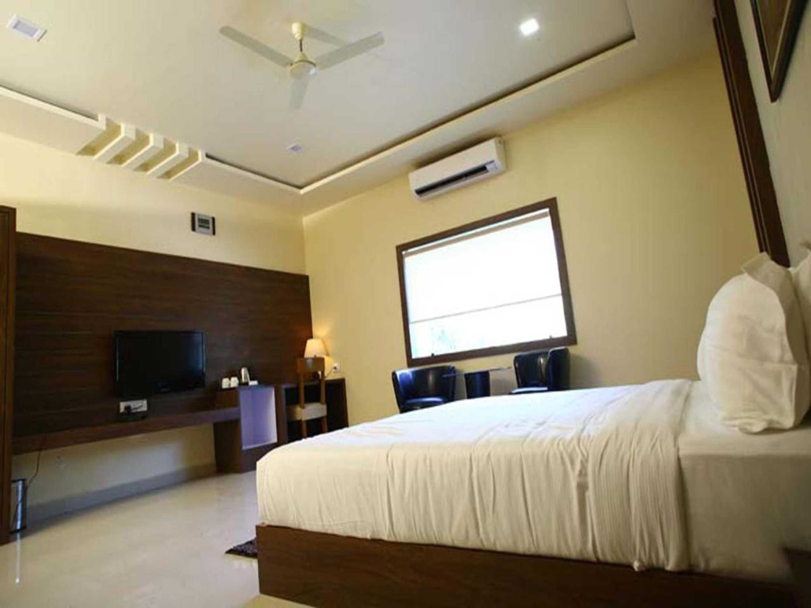 Gift card for Hotel Saroj Sagar Gift card for Hotel Saroj Sagar