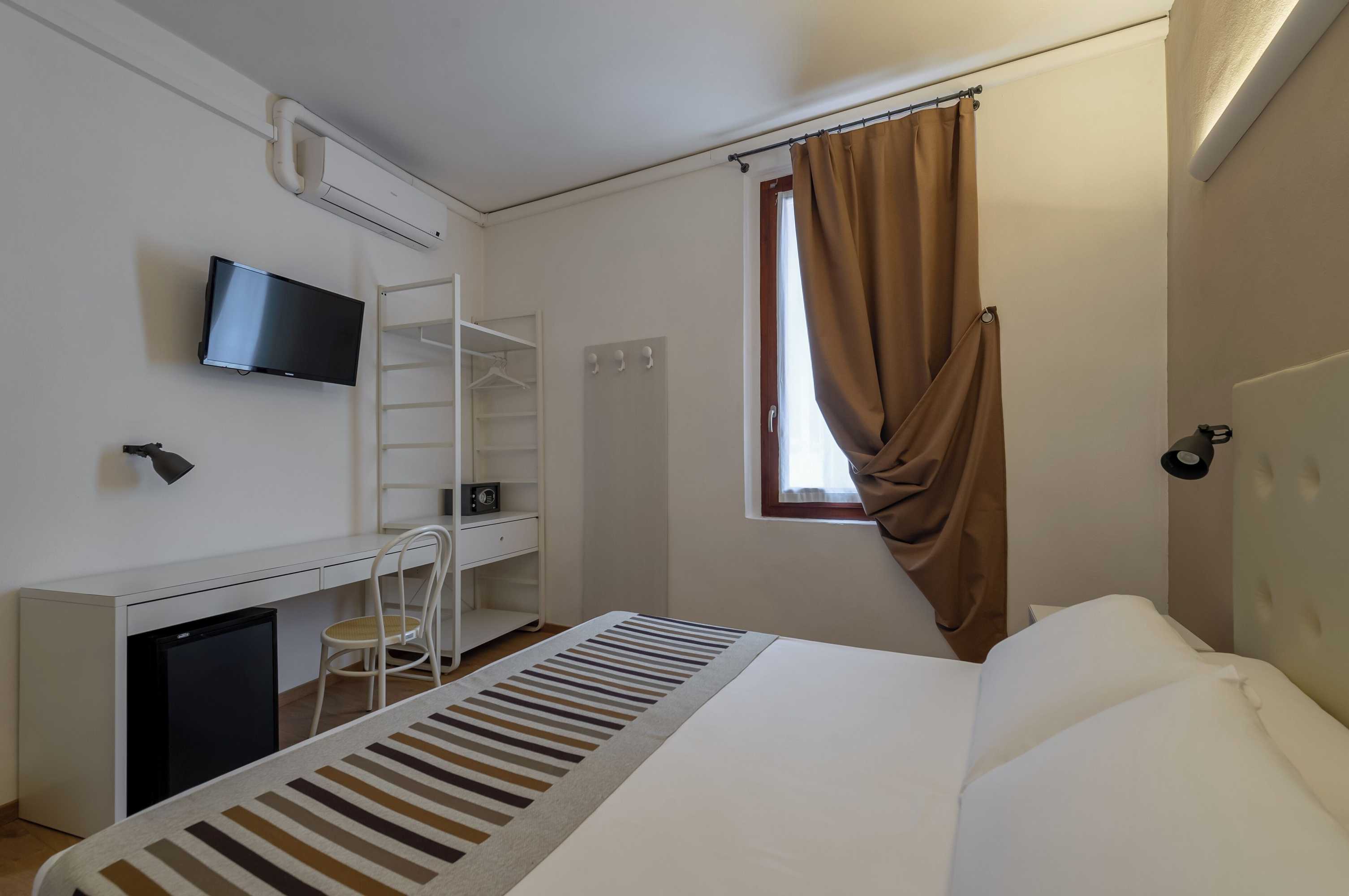 Gift card for Hotel Mantegna Stazione Gift card for Hotel Mantegna Stazione