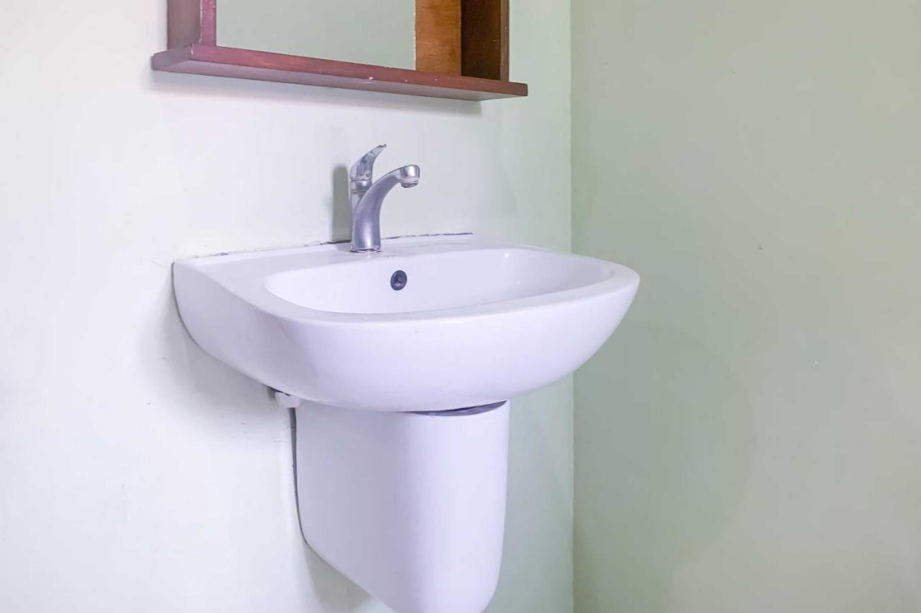 Gift card for Reddoorz Resort Hotel Anb Pameungpeuk Garut Gift card for Reddoorz Resort Hotel Anb Pameungpeuk Garut