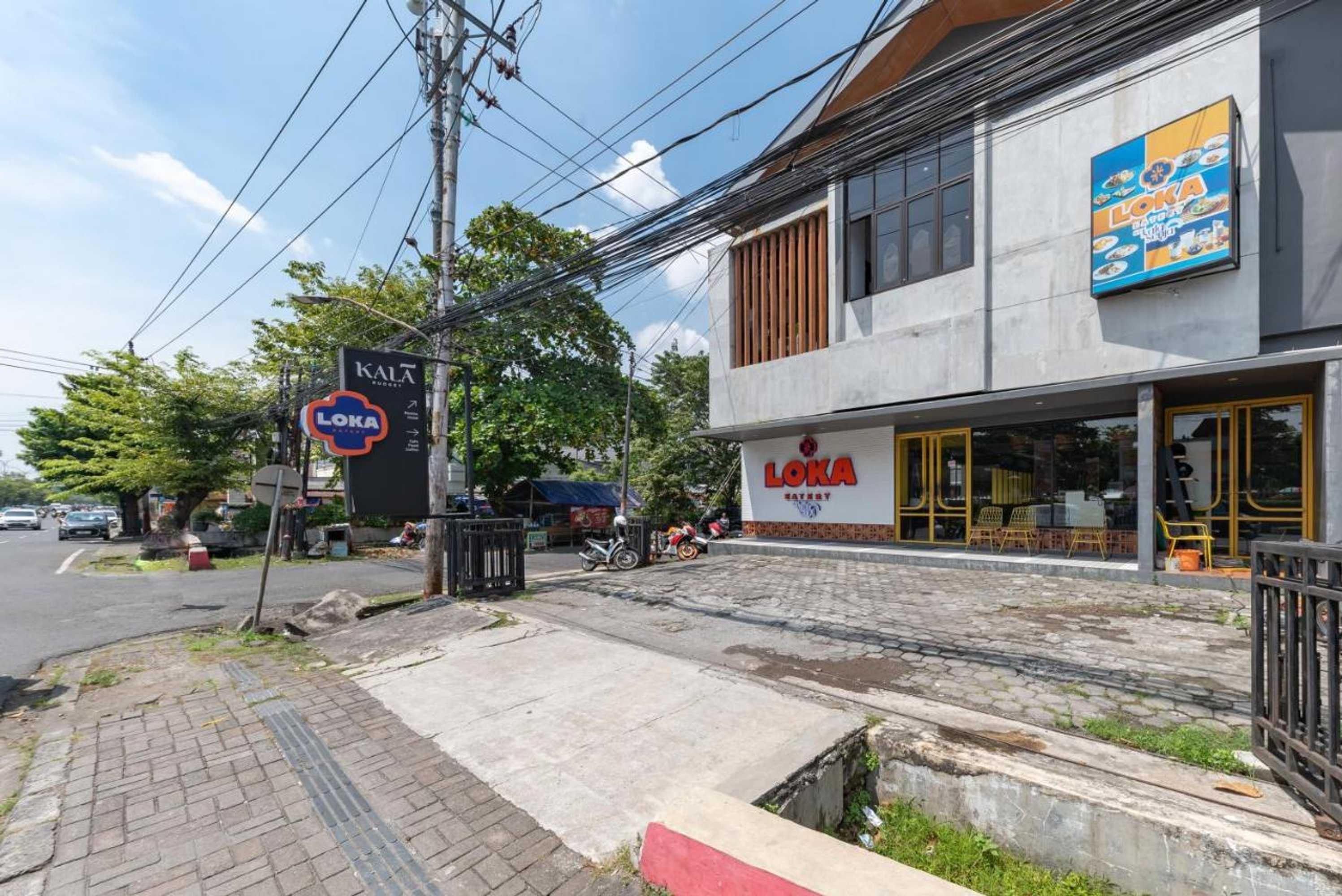 Gift card for Reddoorz at Jalan Siliwangi Semarang Gift card for Reddoorz at Jalan Siliwangi Semarang
