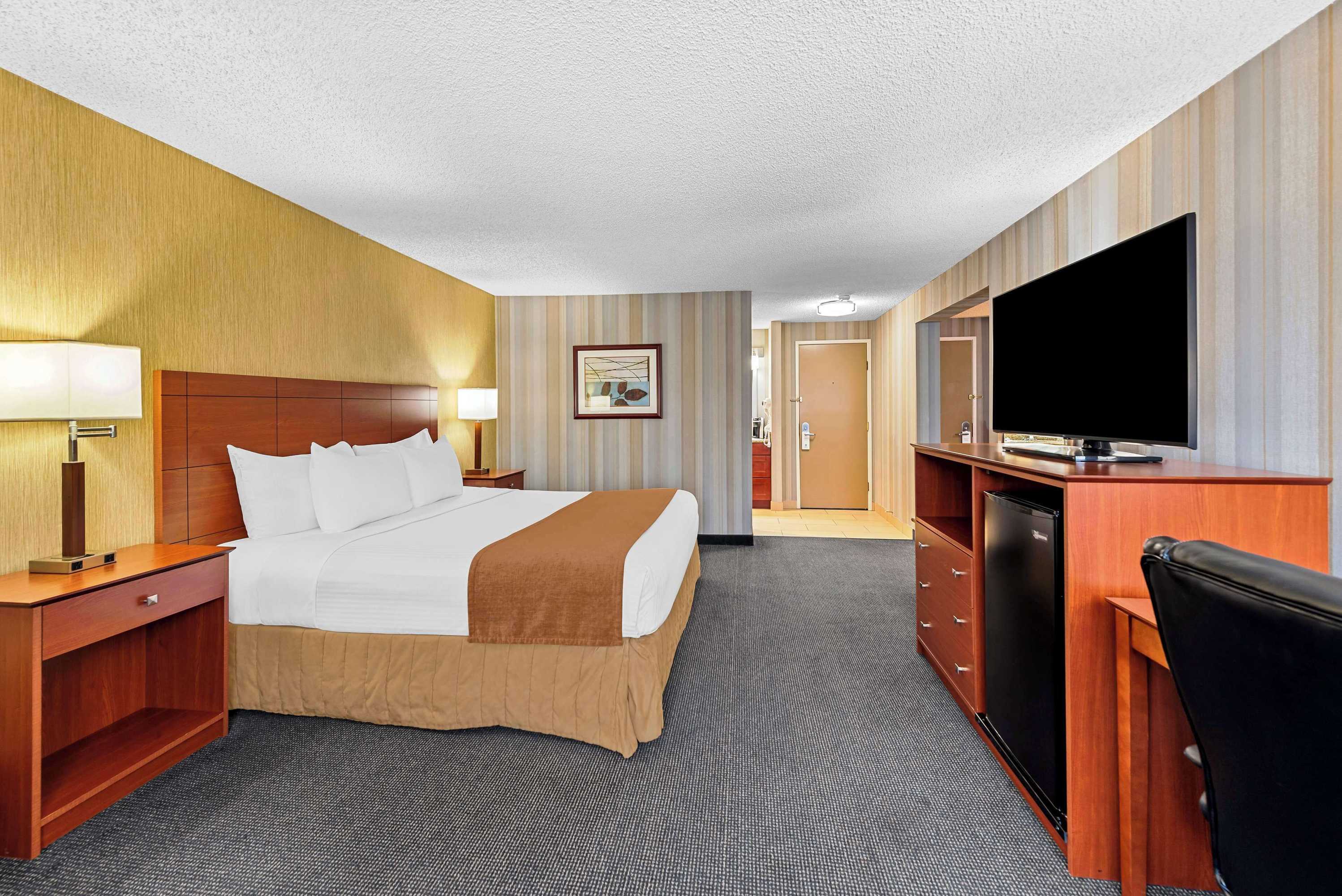 Gift card for Best Western Cascadia Inn Gift card for Best Western Cascadia Inn