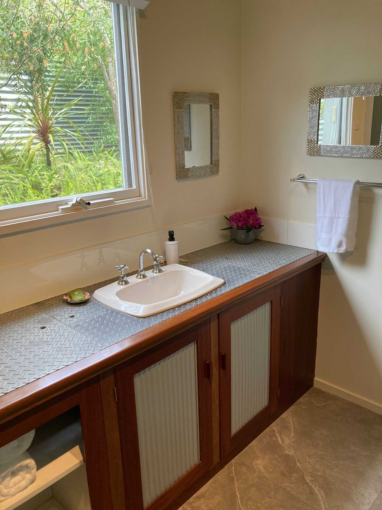 Gift card for Valley Farm Vineyard Villas