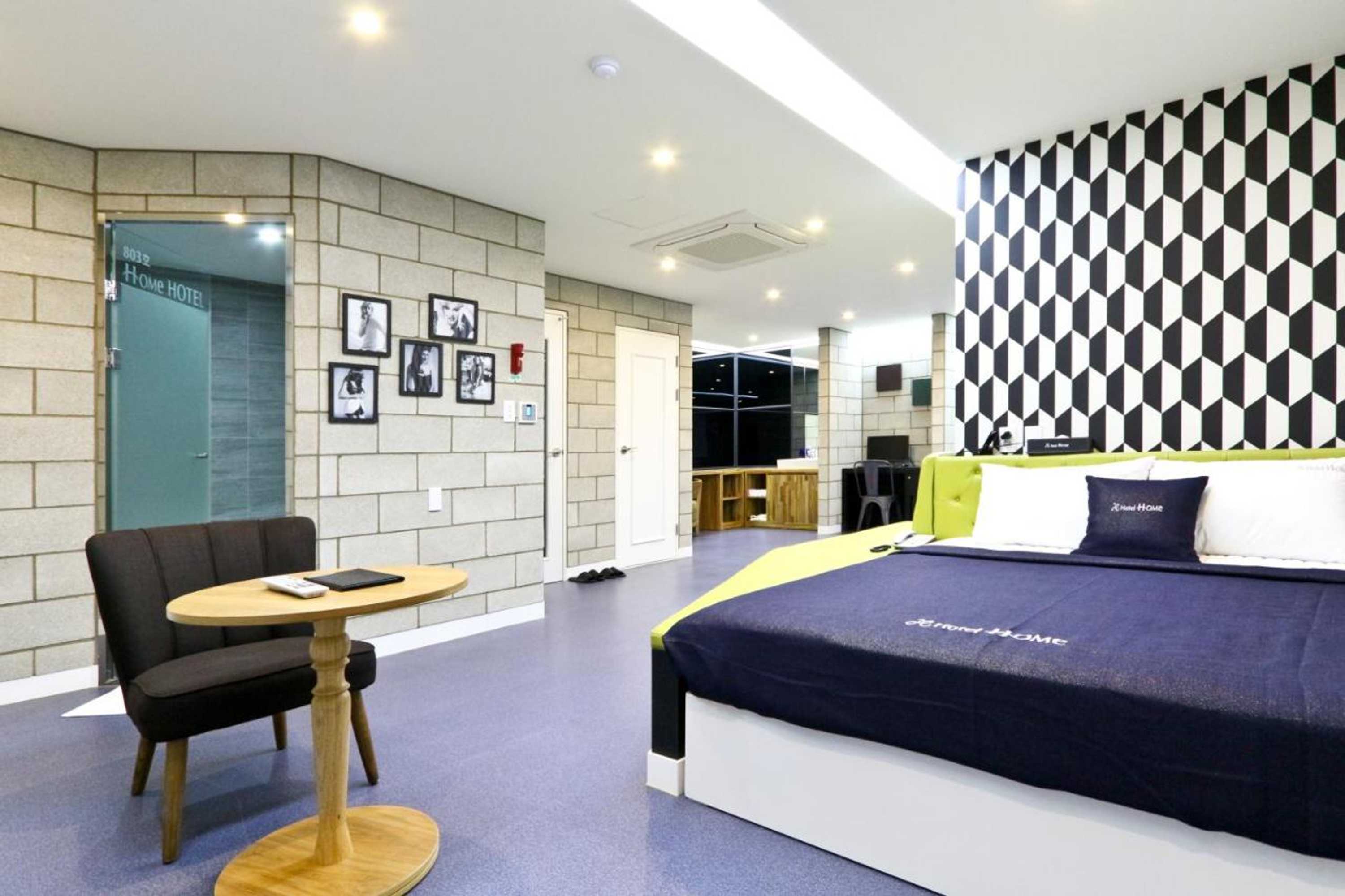Gift card for Hotel Home