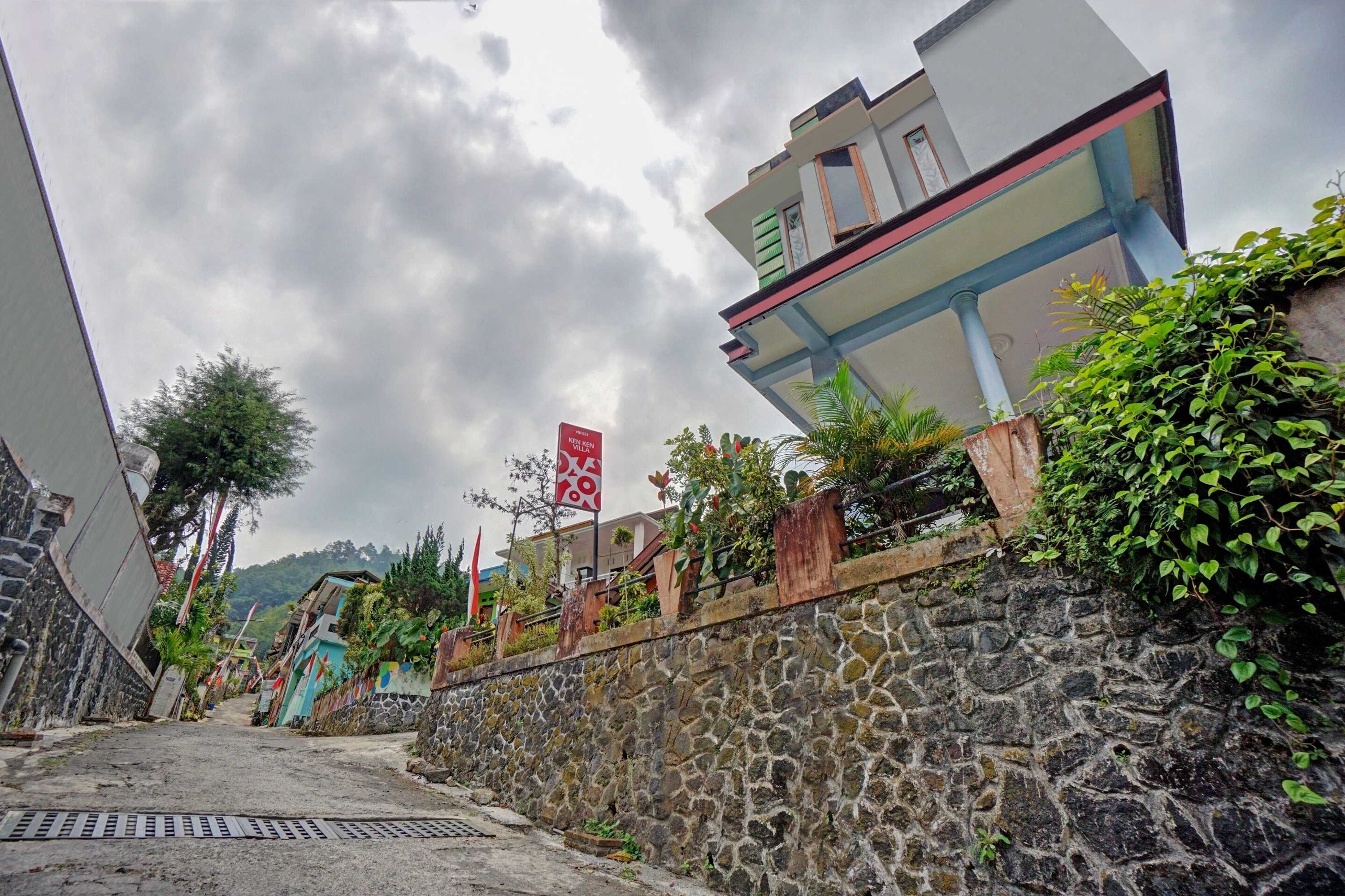 Gift card for Oyo Life 90321 Ken Ken Villa