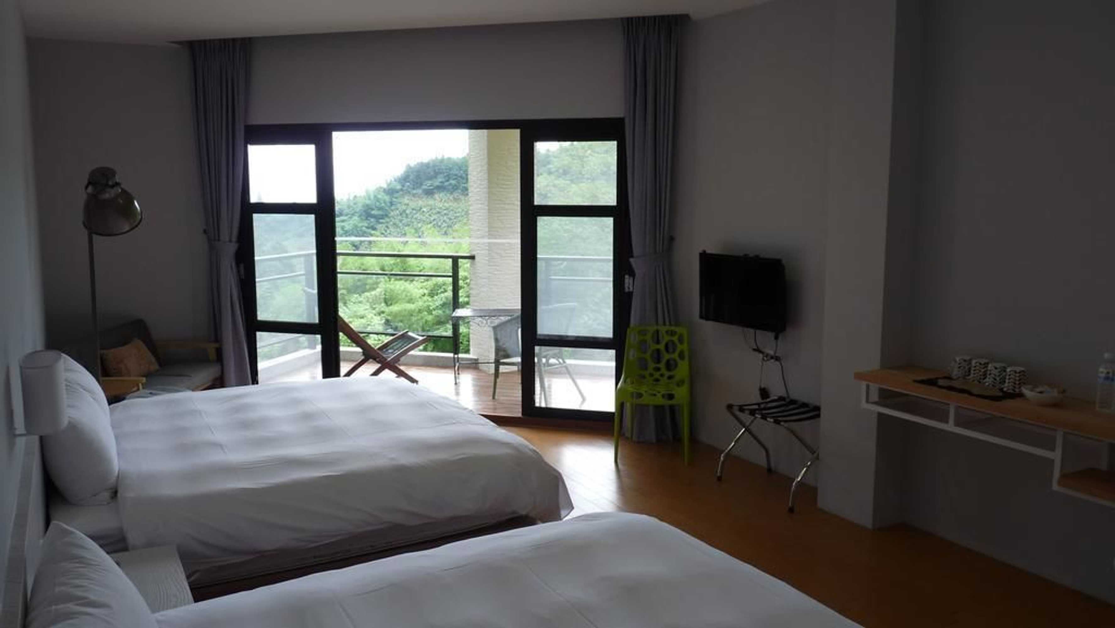 Gift card for Xi Tou in Sunny Day Inn Gift card for Xi Tou in Sunny Day Inn