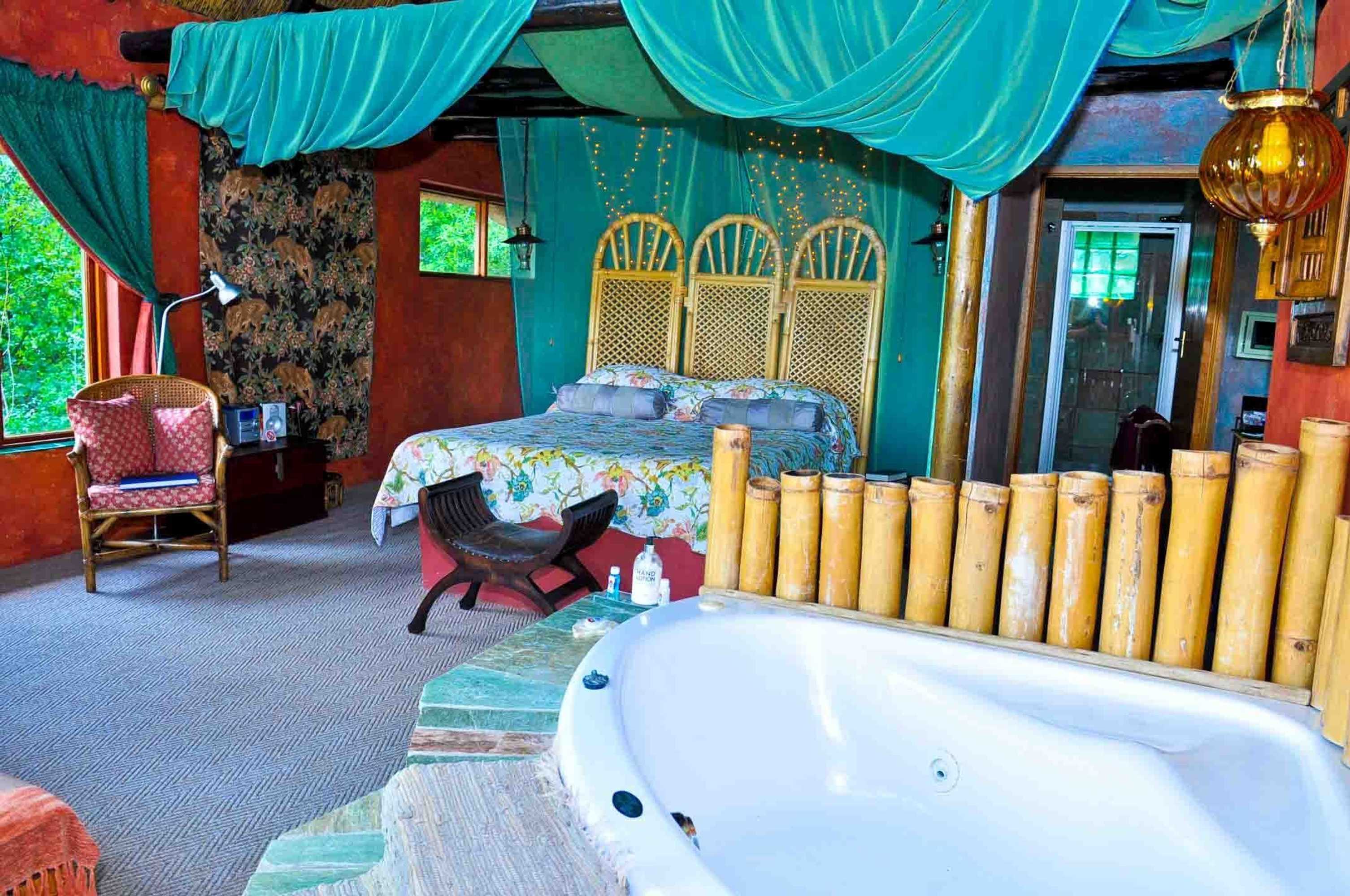 Gift card for Bali at Scenic Haven Lodge in Hartbeespoort Gift card for Bali at Scenic Haven Lodge in Hartbeespoort