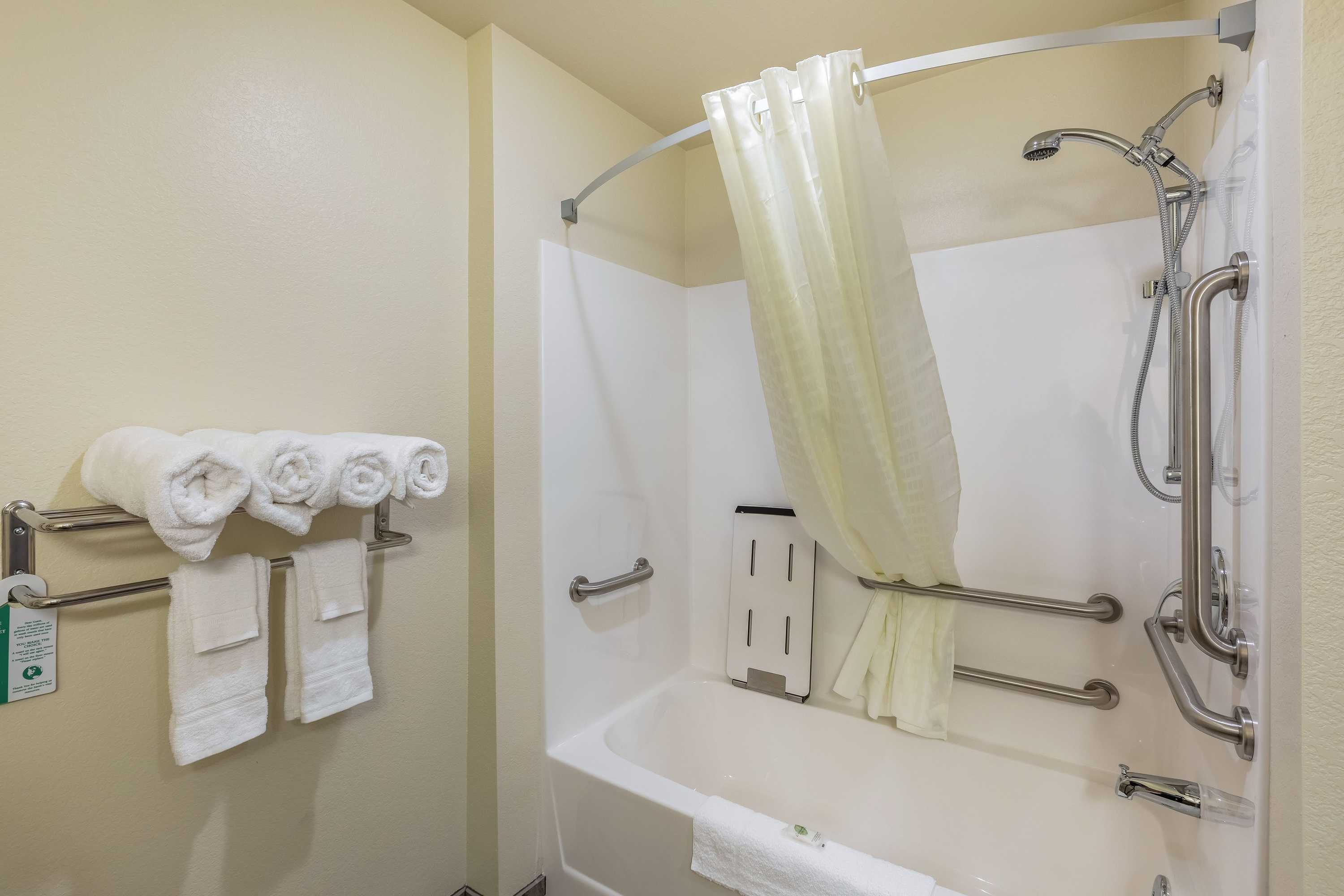 Gift card for Cobblestone Hotel & Suites - Hartford Gift card for Cobblestone Hotel & Suites - Hartford