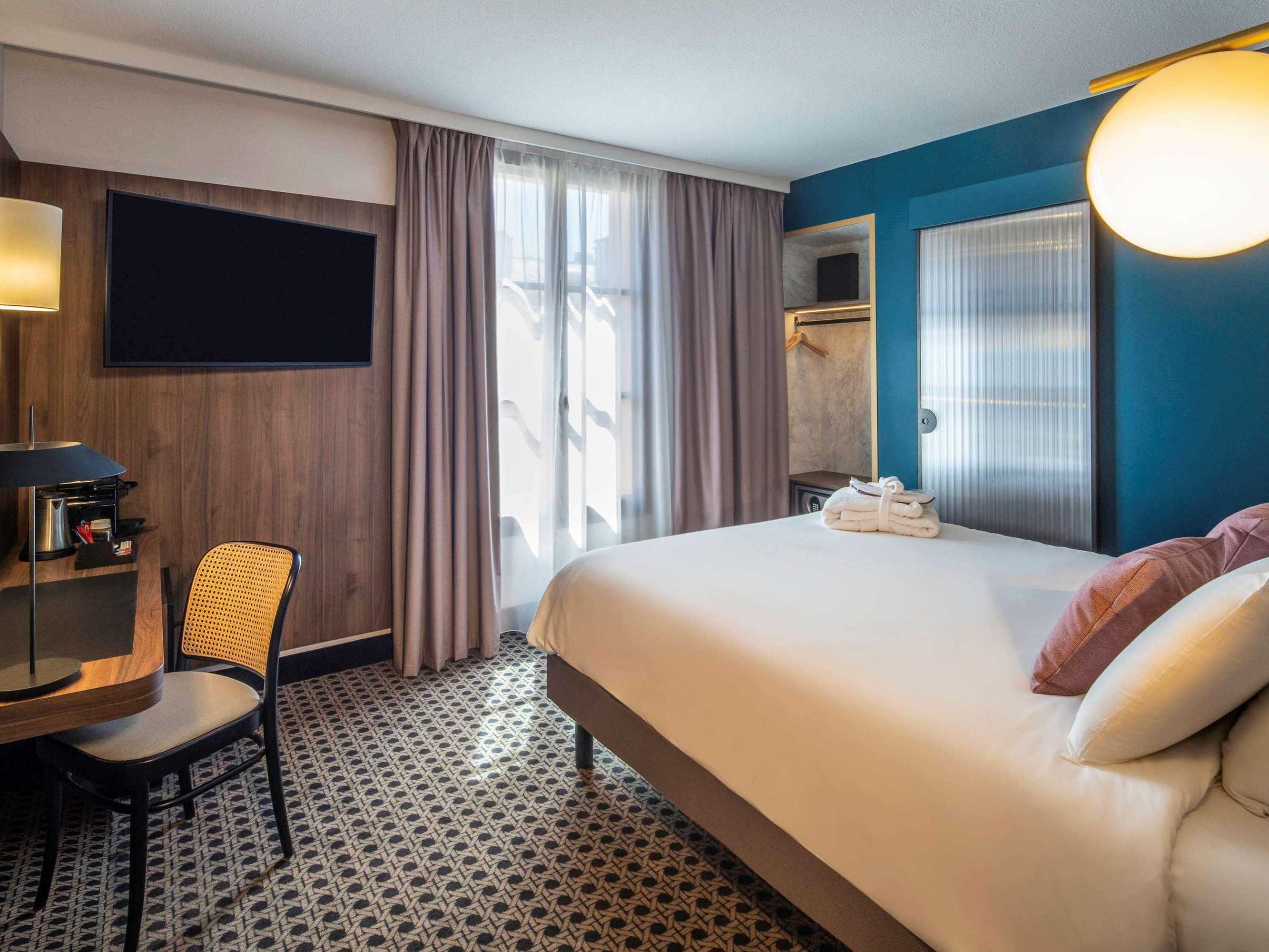 Gift card for Mercure Versailles Chateau Gift card for Mercure Versailles Chateau