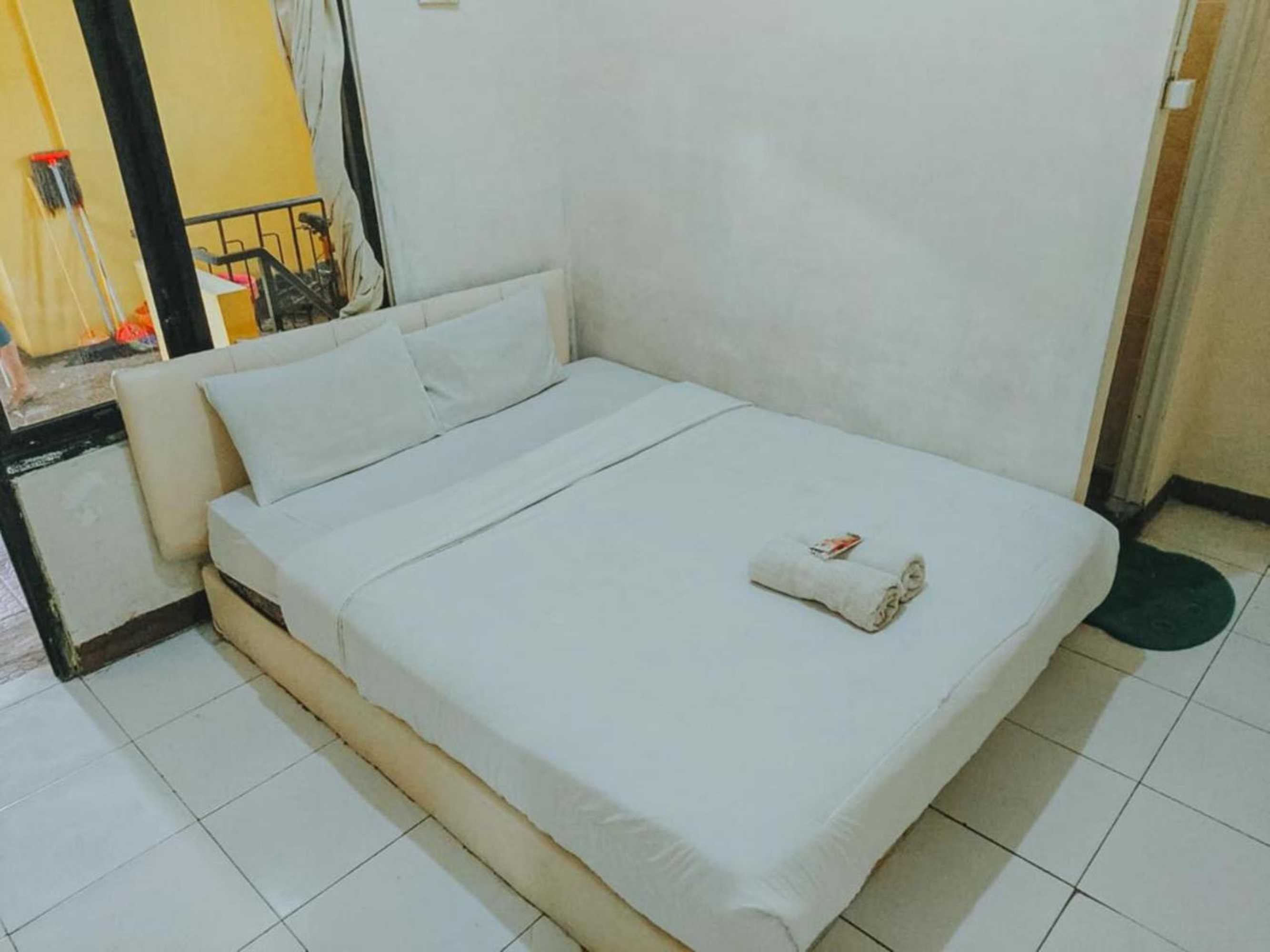 Gift card for De Luck Homestay Near Alun Alun Sidoarjo Mitra Reddoorz Gift card for De Luck Homestay Near Alun Alun Sidoarjo Mitra Reddoorz