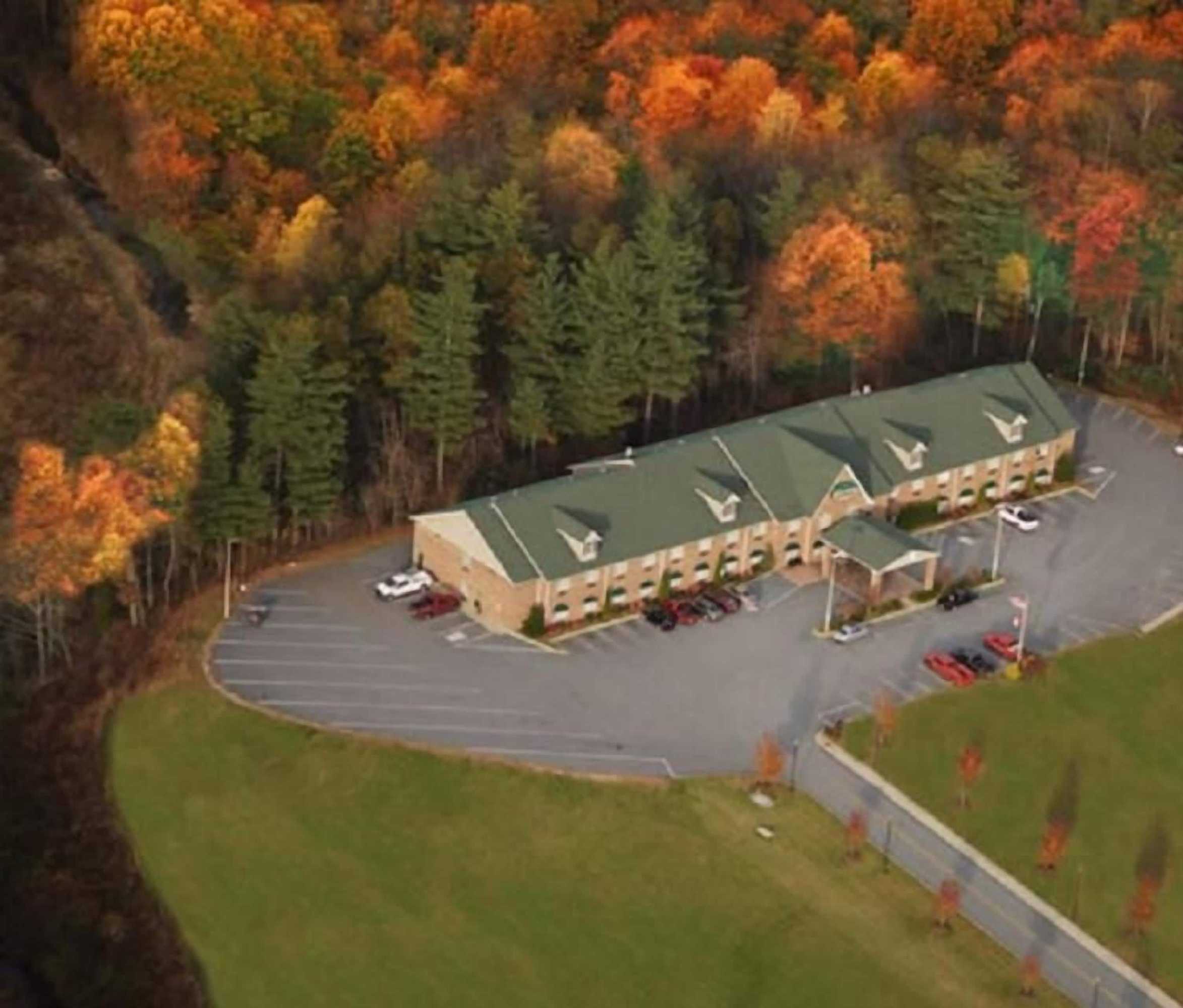 Gift card for Mountain Inn & Suites Gift card for Mountain Inn & Suites