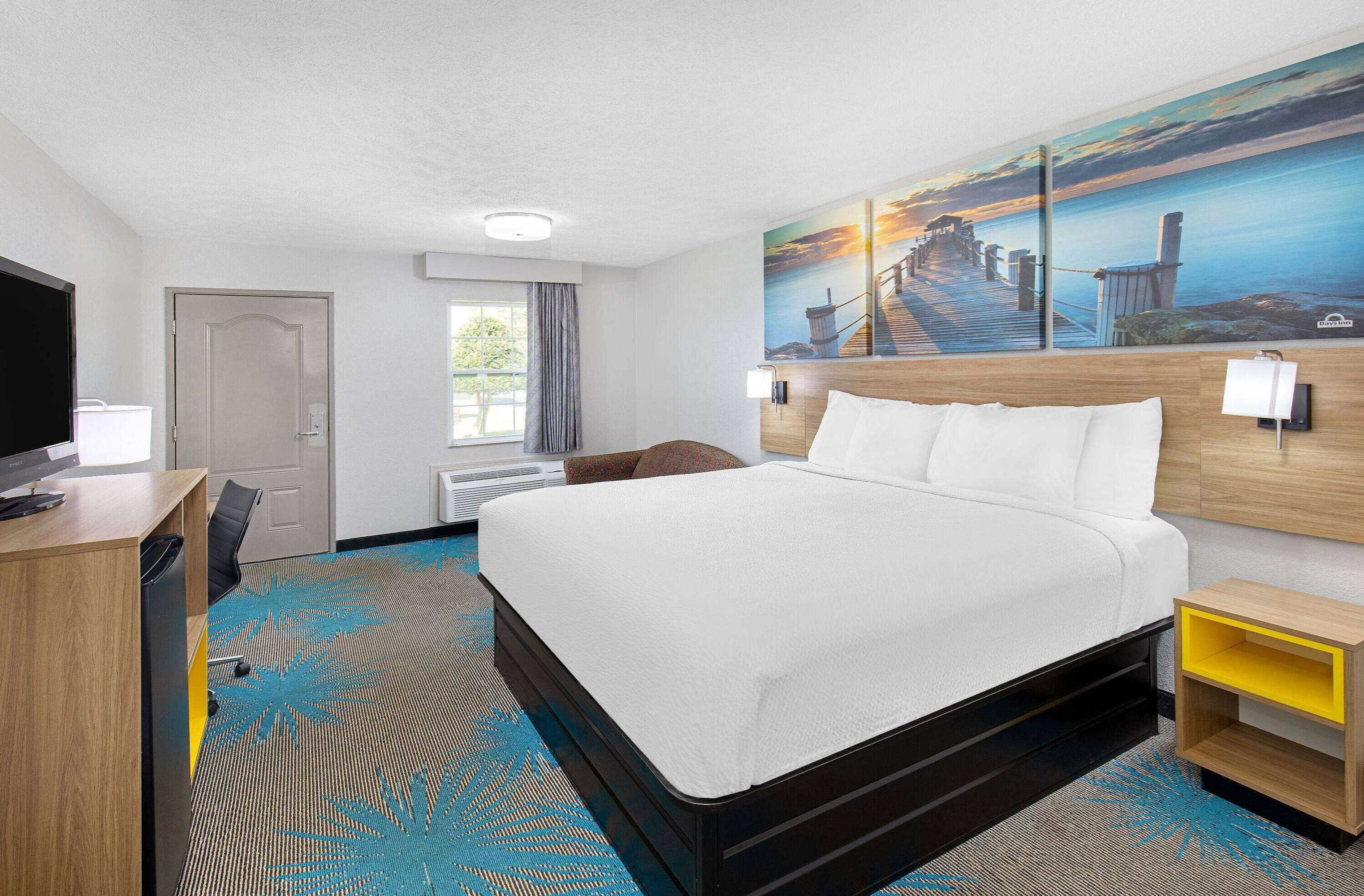 Gift card for Days Inn by Wyndham Savannah Gift card for Days Inn by Wyndham Savannah