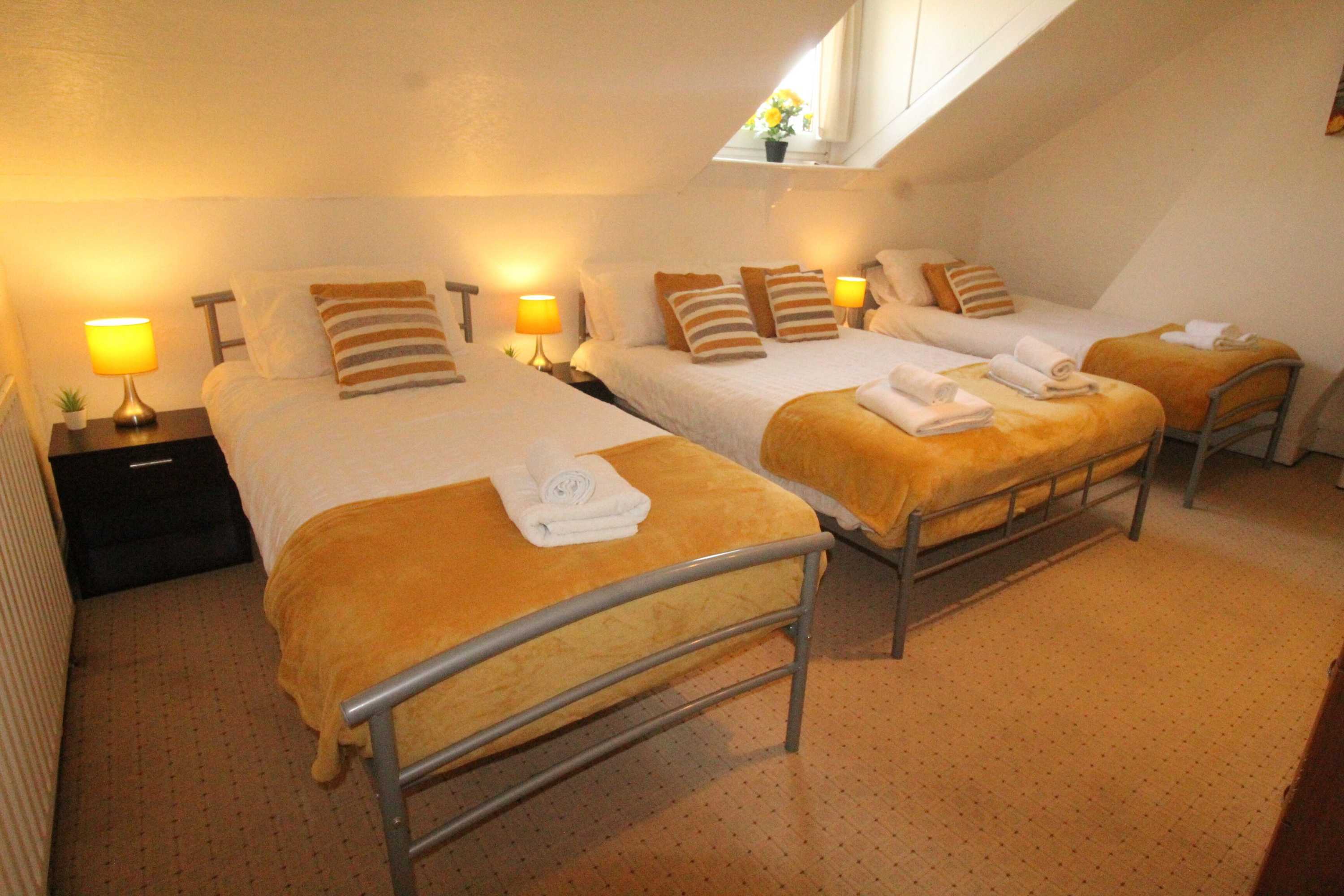 Gift card for Lundwood House Barnsley by Smart Corporate Stays