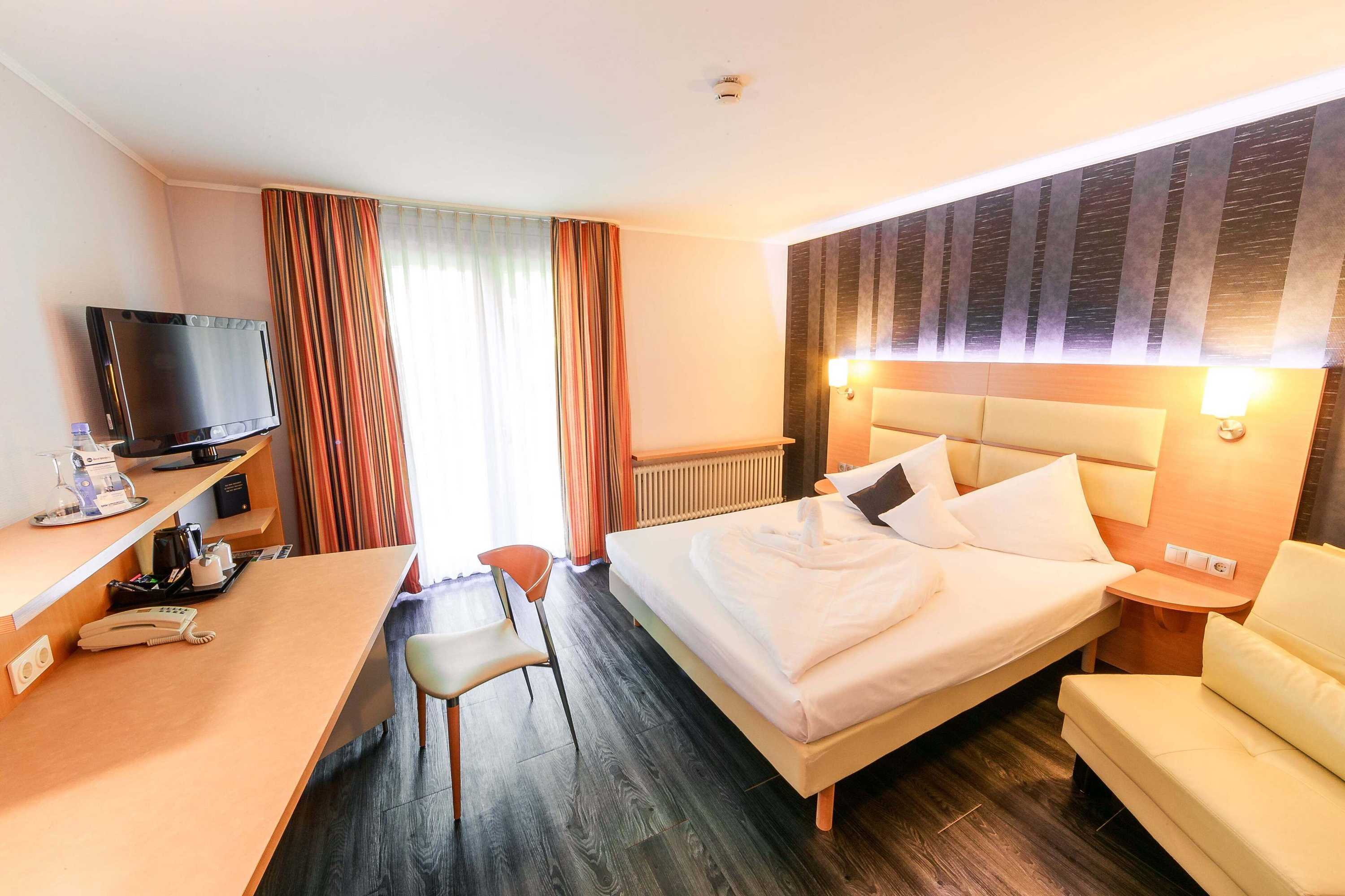 Gift card for Plaza Inn Stuttgart-Ditzingen Gift card for Plaza Inn Stuttgart-Ditzingen