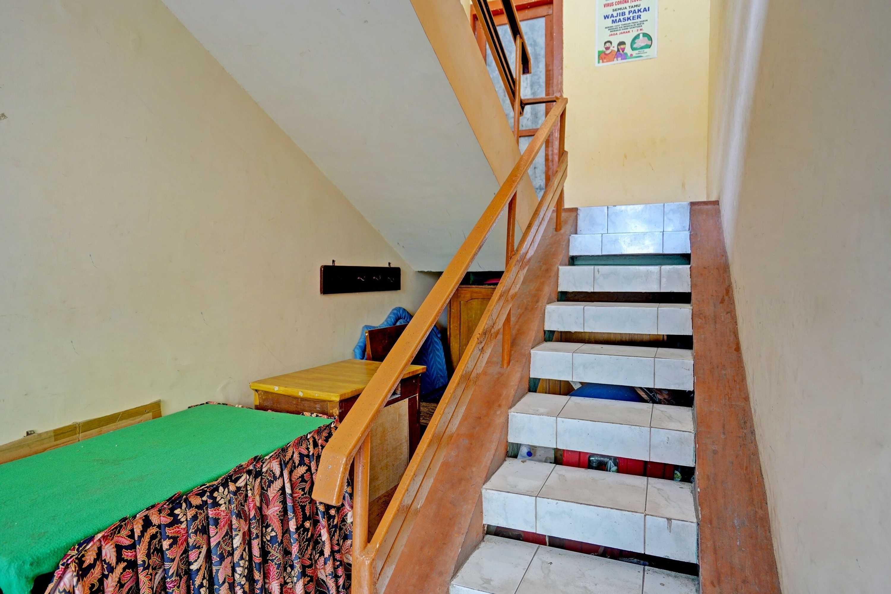 Gift card for Oyo 2708 Hotel Kemuning Syariah Gift card for Oyo 2708 Hotel Kemuning Syariah