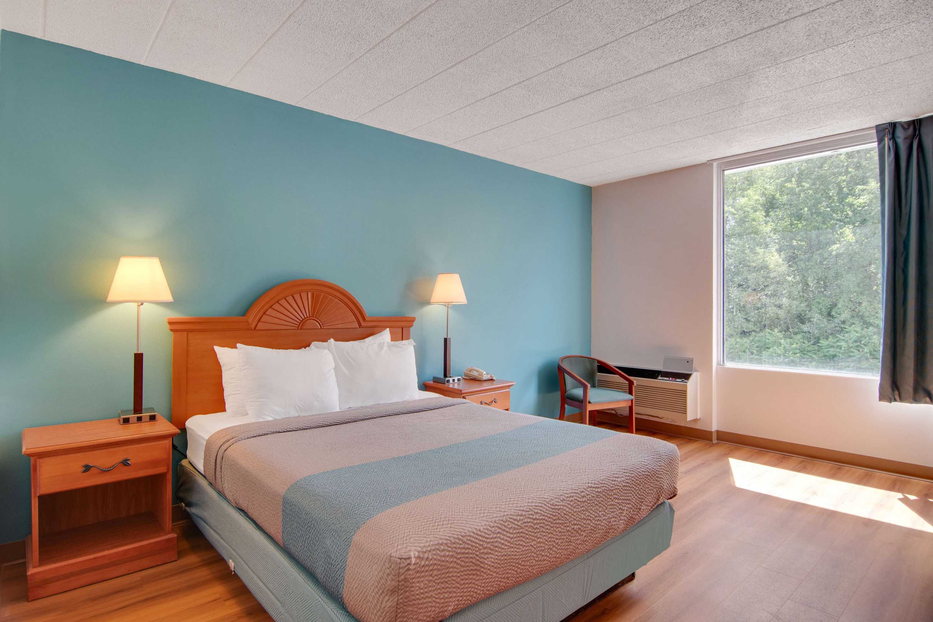 Gift card for Motel 6 Clarion, PA Gift card for Motel 6 Clarion, PA